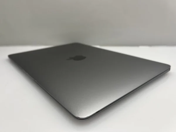 Apple MacBook “Core m3” 12-Inch 1.2GHz (Mid-2017) 8GB RAM 256GB