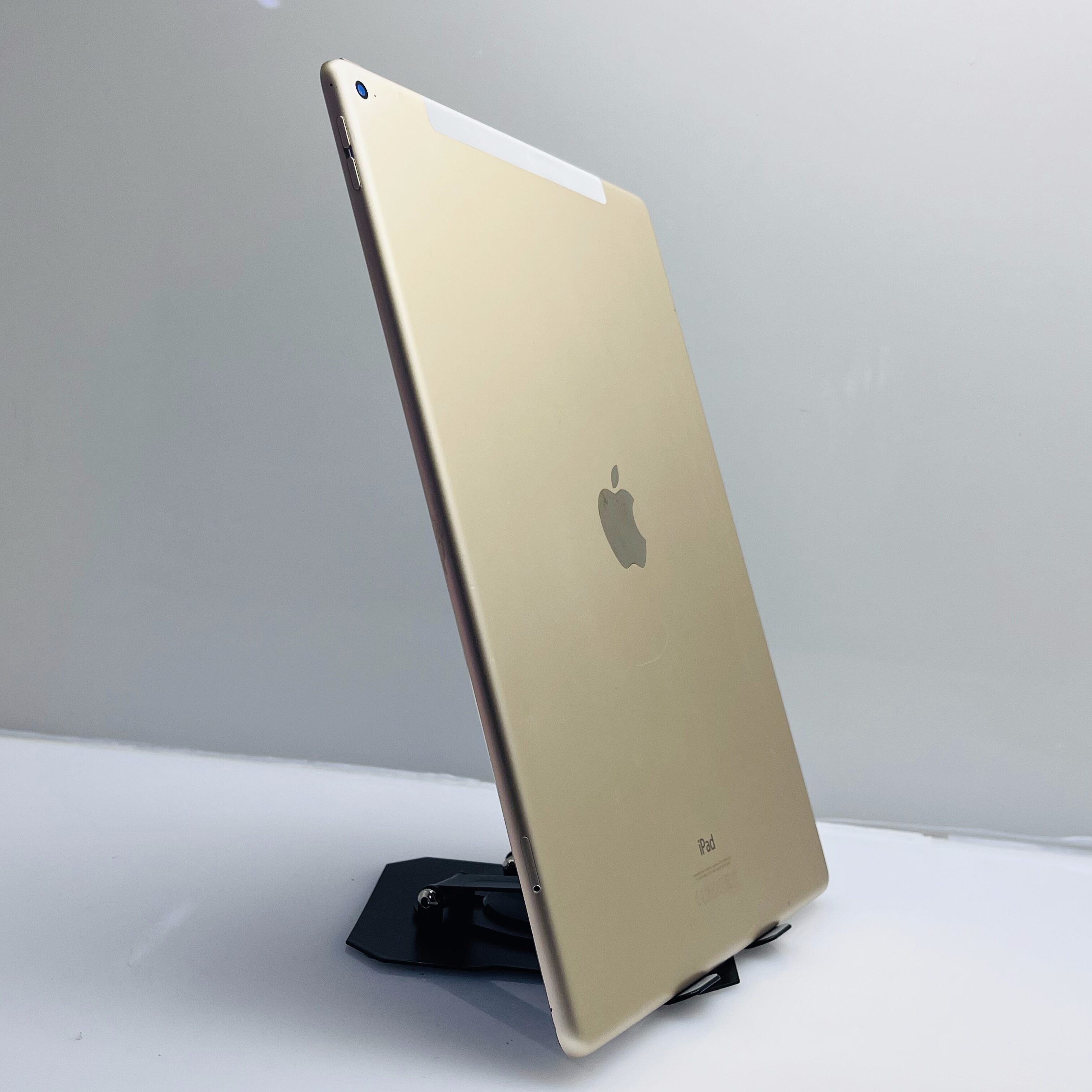 Apple iPad Pro 12.9″ 1st Gen 128GB (Wifi/Cellular) Rose Gold – No