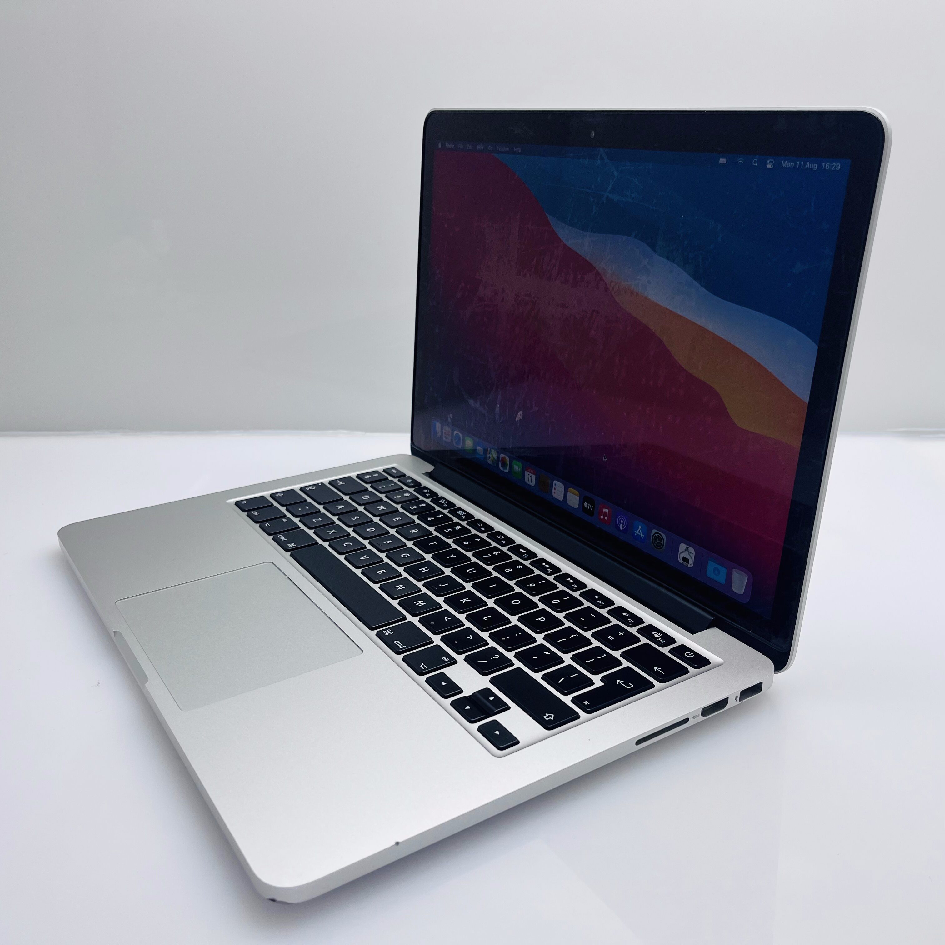 MacBook Pro 13-Inch “Core i5” 2.40 GHz 8GB RAM 256GB SSD (Late 2013) Silver - Image 4