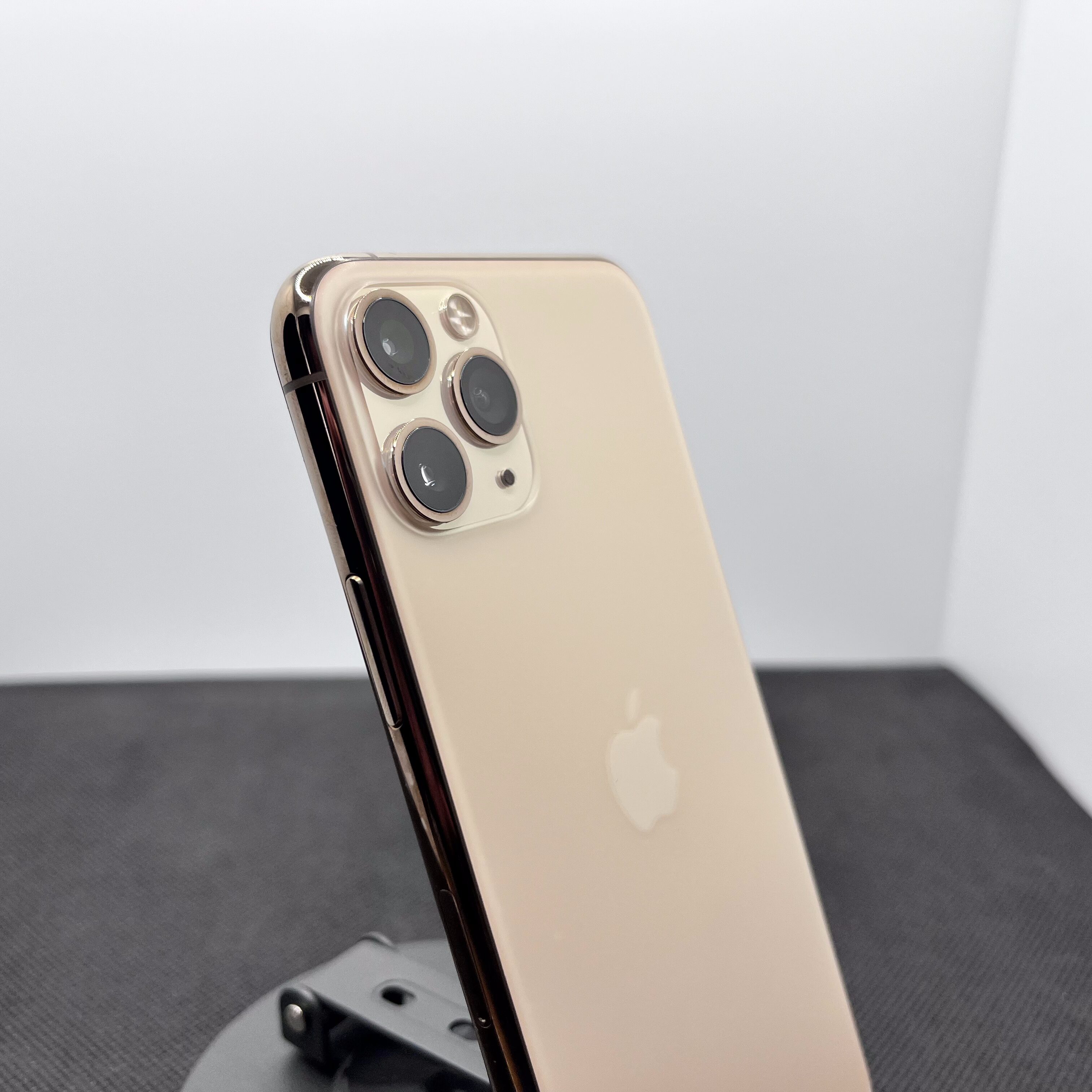 Apple iPhone 11 Pro 64GB Gold (6 Month Warranty) | Epic Deals SA