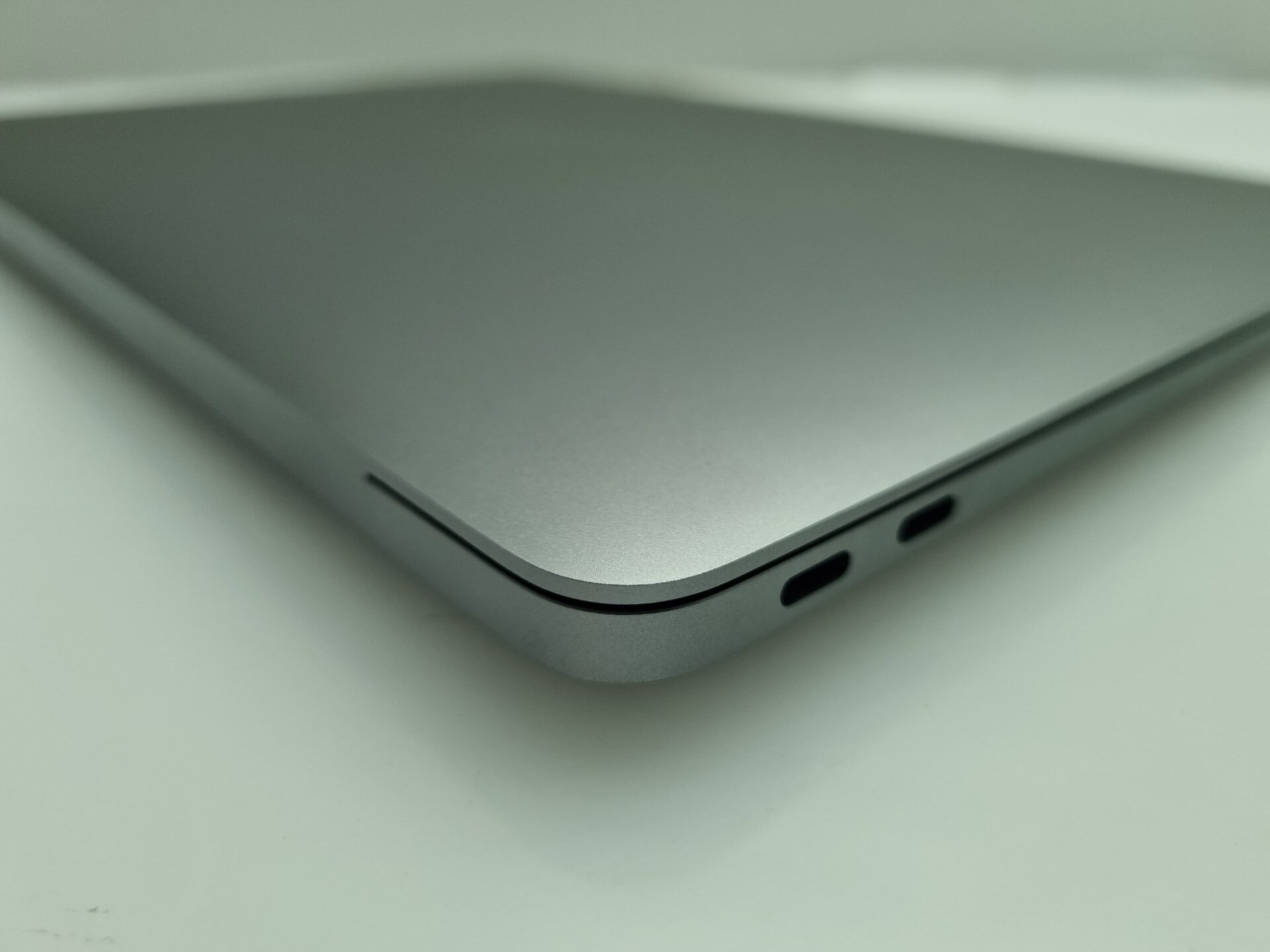 MacBook Air “M1” 13-Inch 8GPU/7CPU (2020) 8GB RAM 256GB SSD Space Gray (12 Month Warranty) - Mint Condition - Image 10