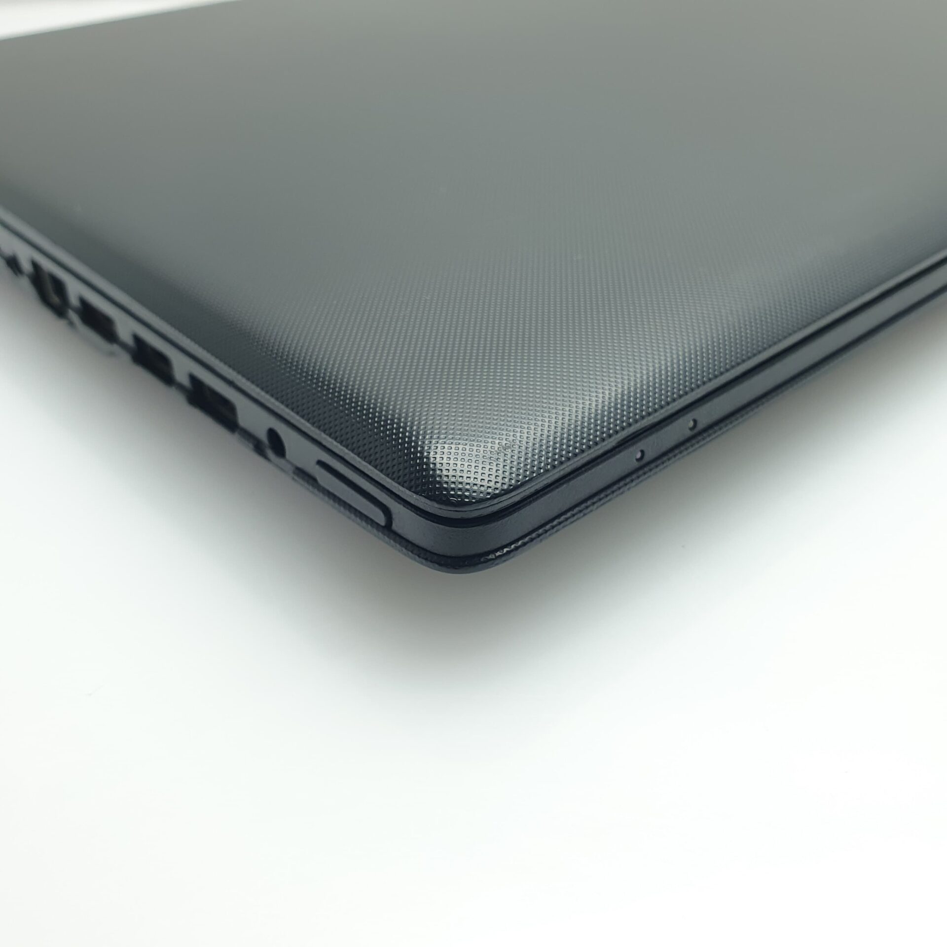 Lenovo Ideapad 100-15IBD "Core i5" 2.20GHz 4GB RAM 1TB HDD Black - Image 9