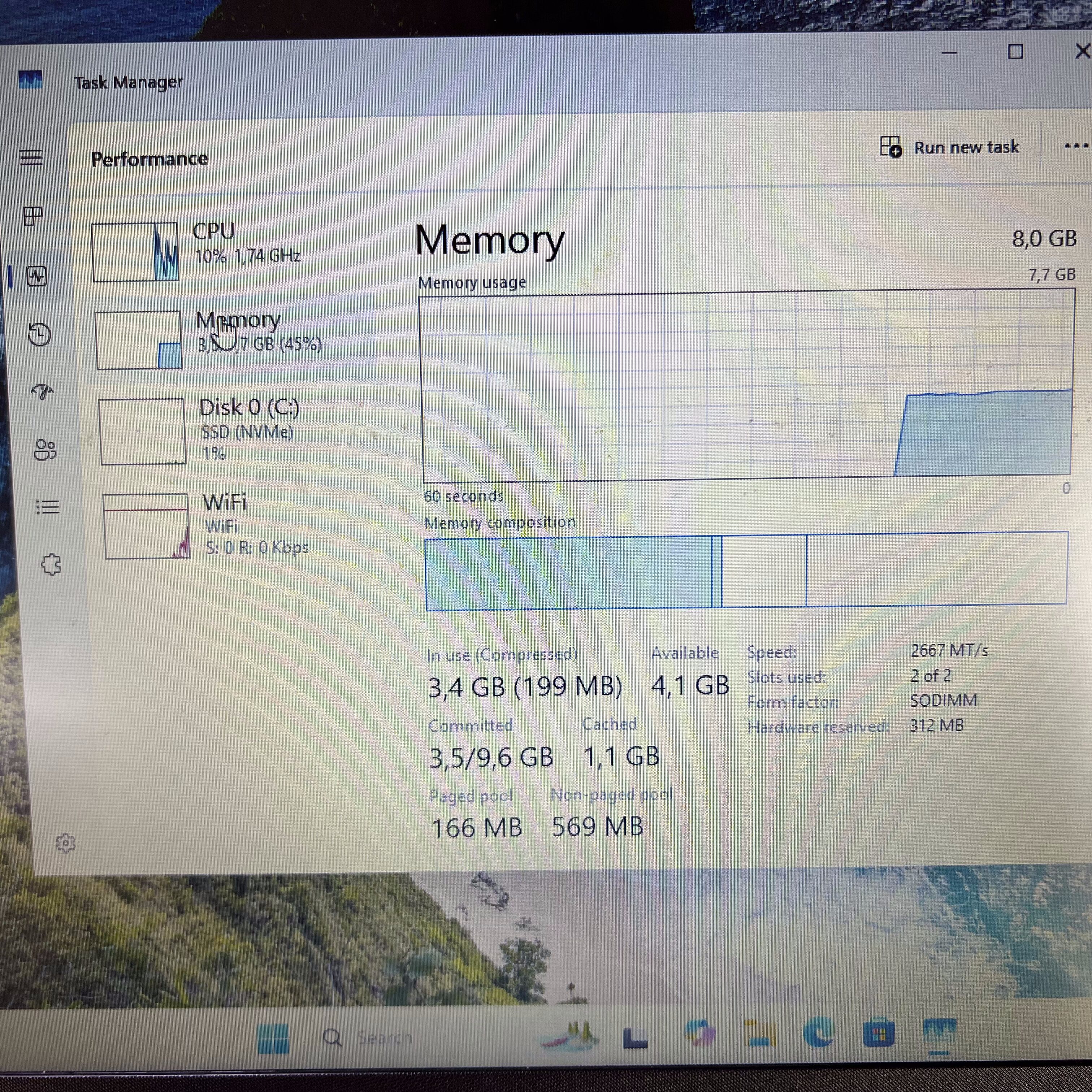 HP 14dq1031 ni "Core i3" 8GB RAM 256GB SSD Silver - Bright Spots | Chipped Casing - Image 11