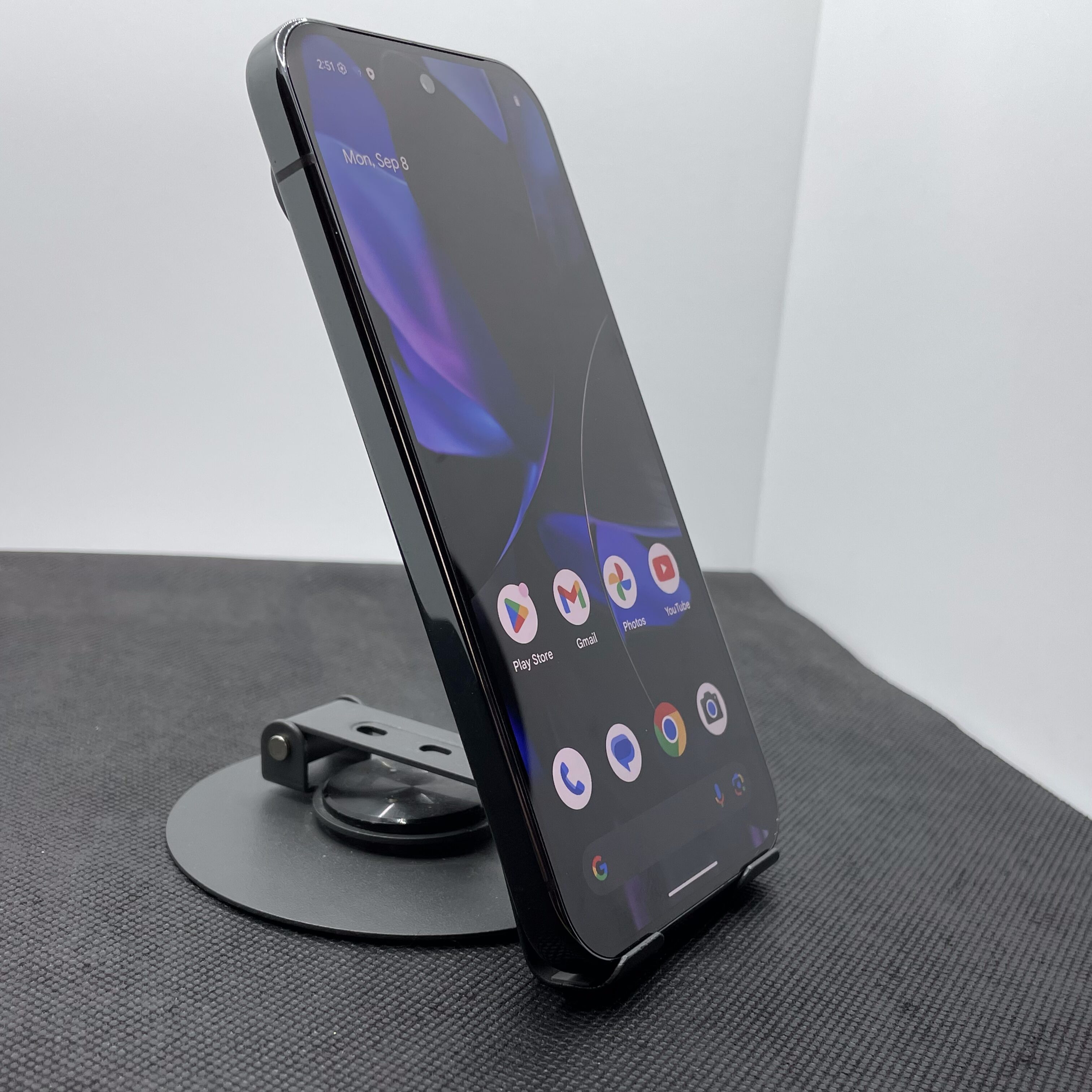 Google Pixel 9 Pro 128GB Obsidian Black - (Grade B) - Image 2
