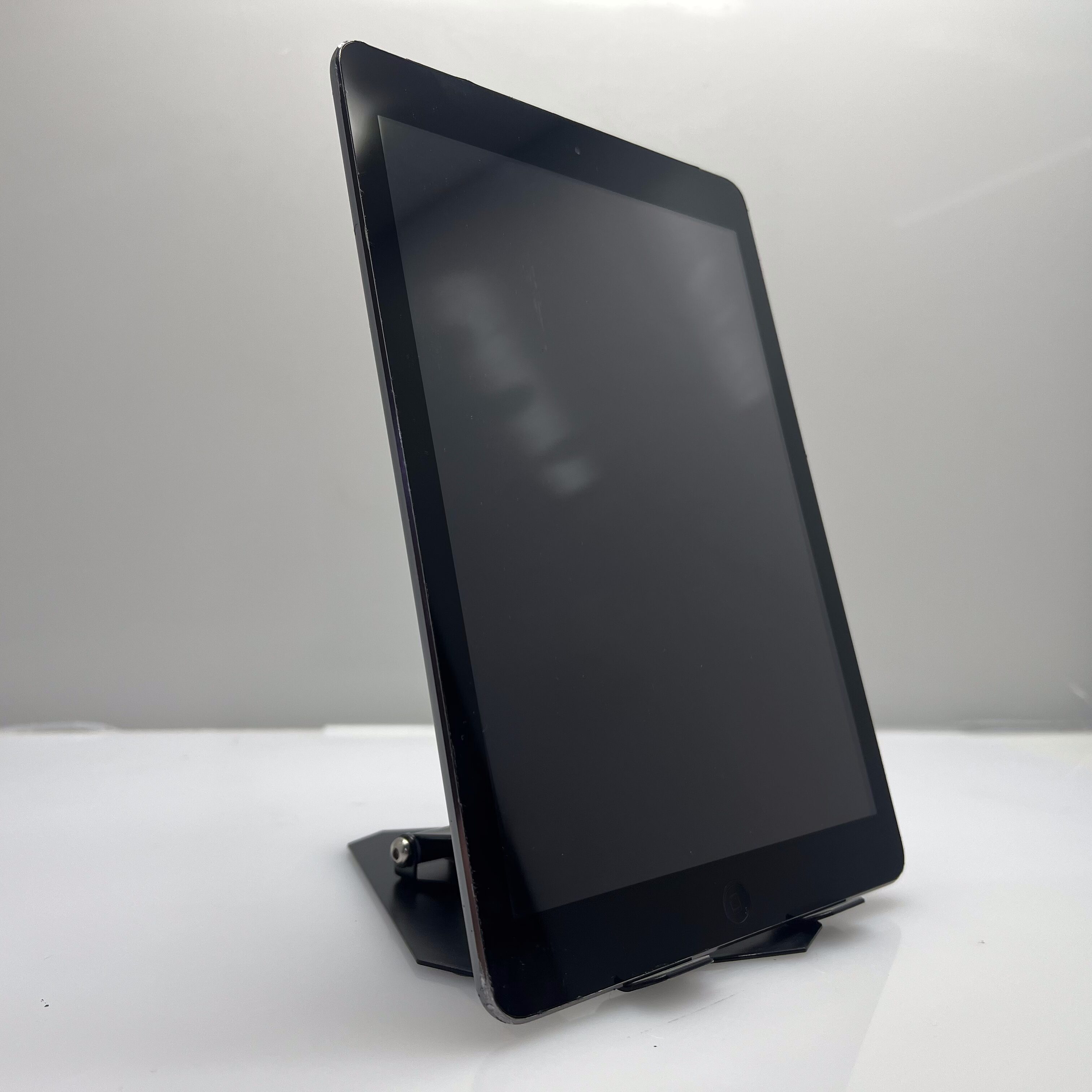 Apple iPad Air 64GB (Wifi/Cell) Silver | Epic Deals SA