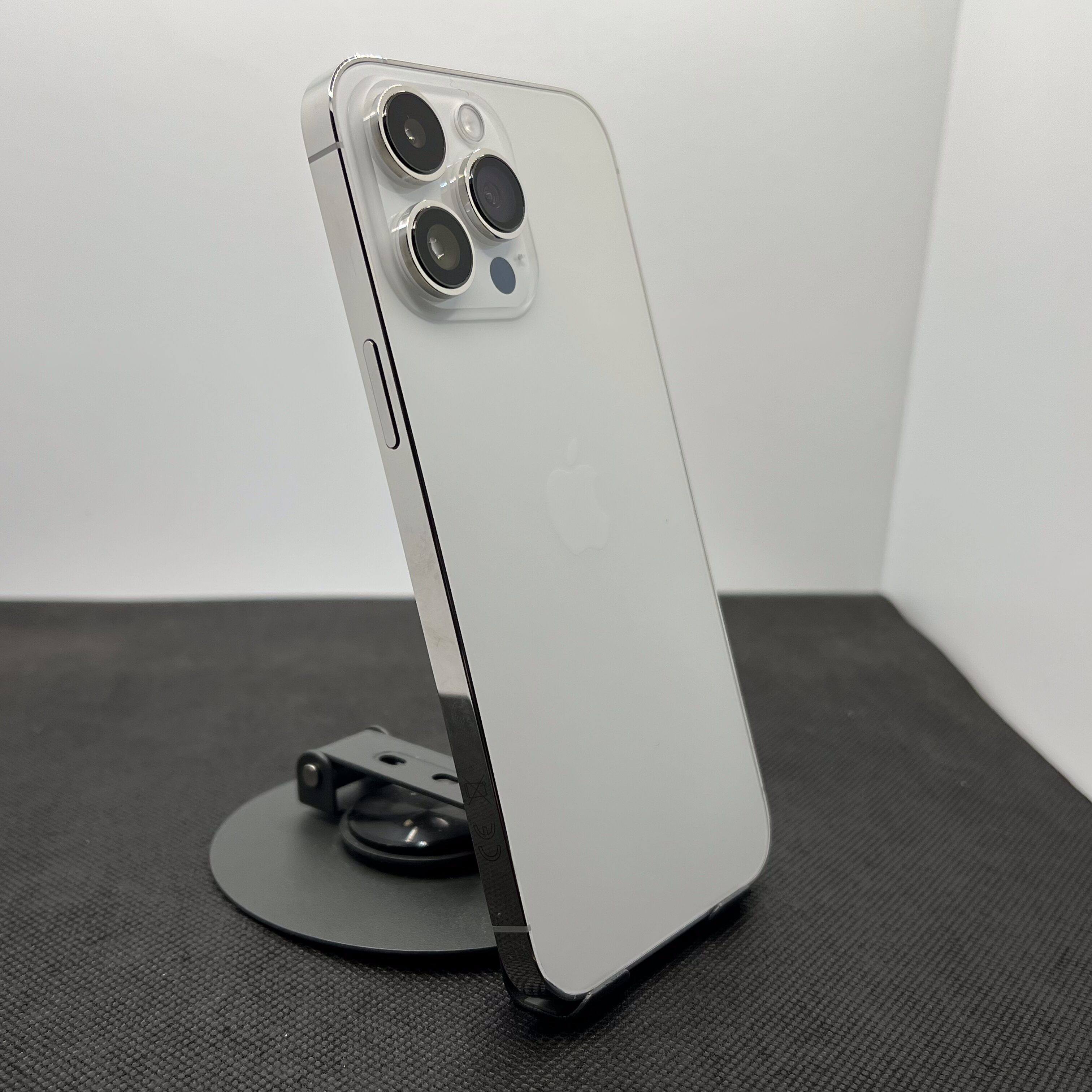 Apple iPhone 14 Pro Max 128GB Silver (12 Month Warranty) - No Face ID - Image 9