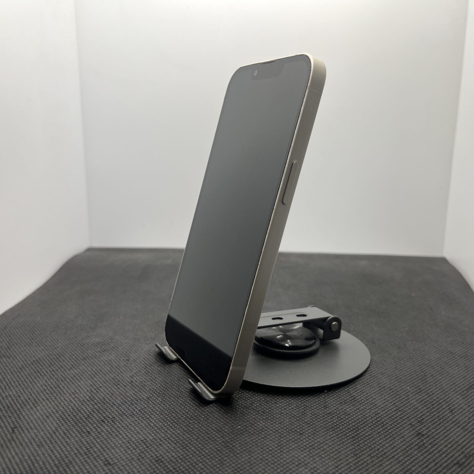 Apple iPhone 13 256GB White (6 Month Warranty) | Epic Deals SA