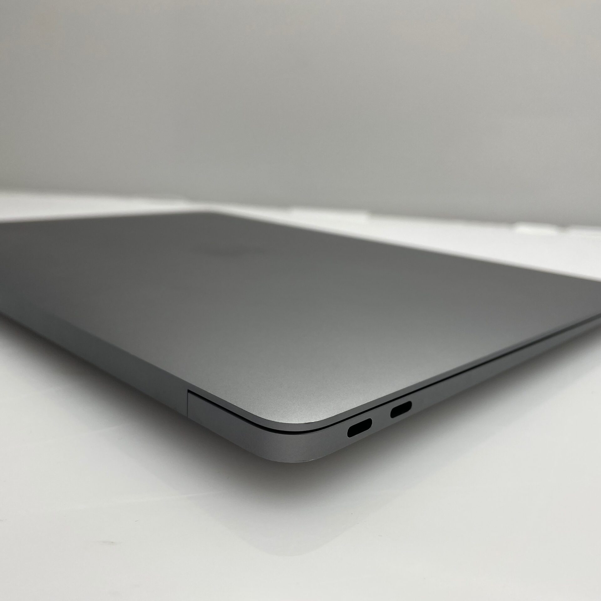 Apple MacBook Air "M1" 8 CPU/ 8 GPU 13-Inch (2020) 8GB RAM 256GB SSD Silver (12 Month Warranty) - Image 8