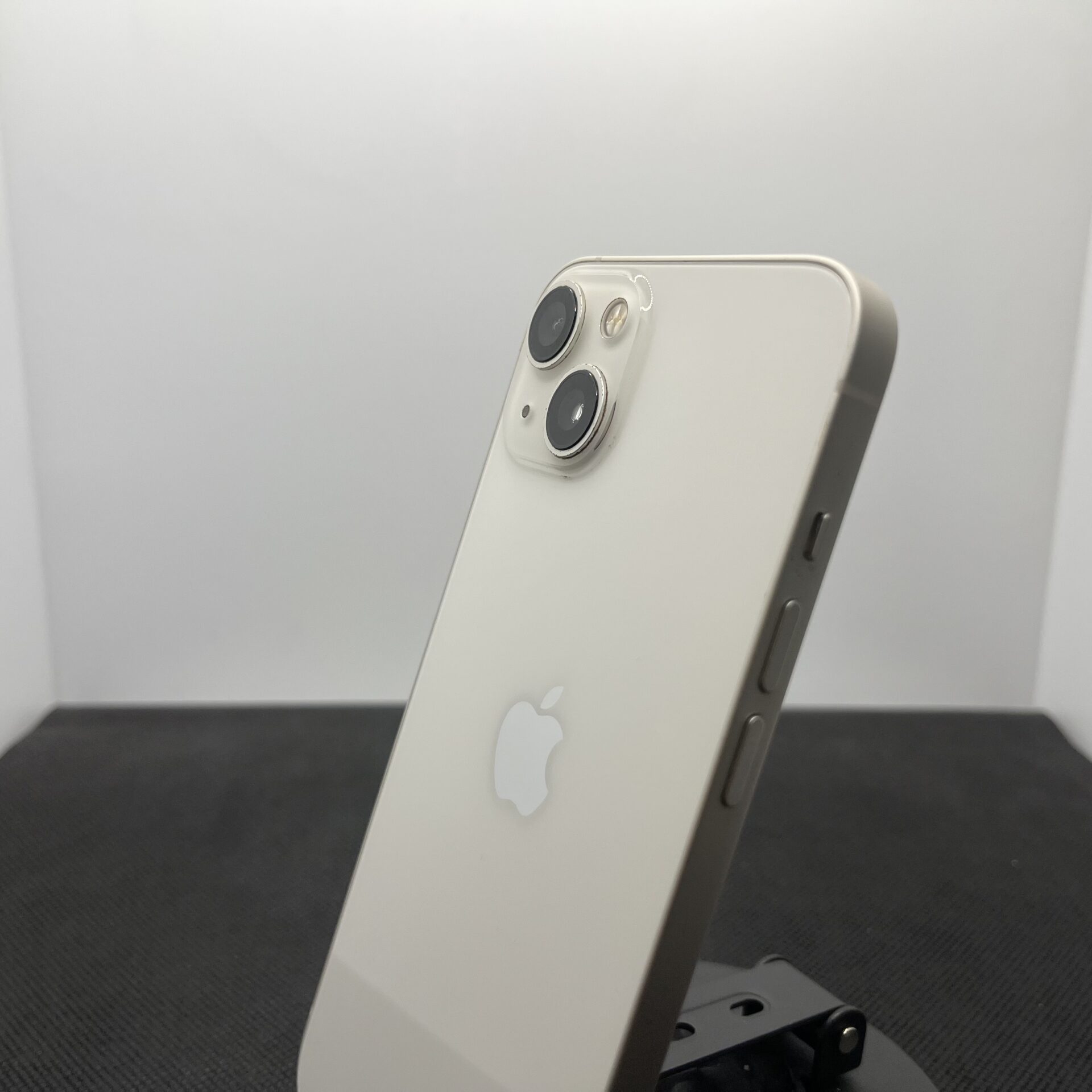 Apple iPhone 13 256GB White (6 Month Warranty) | Epic Deals SA