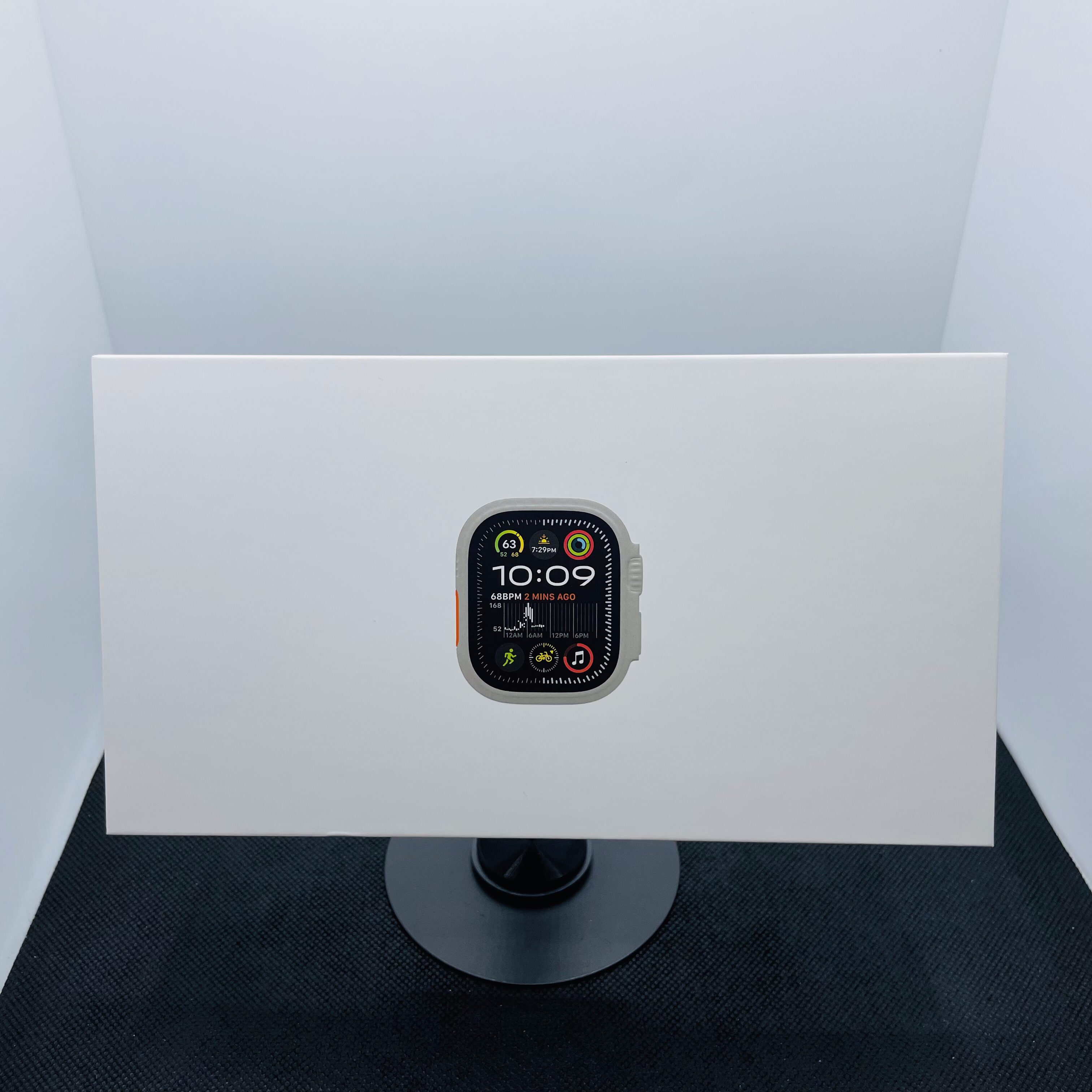Apple Watch Ultra 2 49mm LTE Natural Titanium – Sealed - Image 2