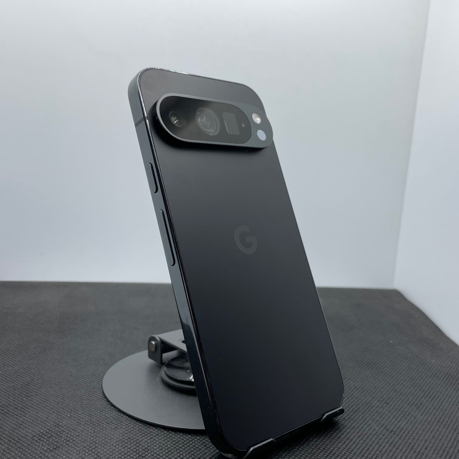 COMBO DEAL: Google Pixel 9 Pro 128GB + Garmin Venu 2 SEALED!! - Image 4