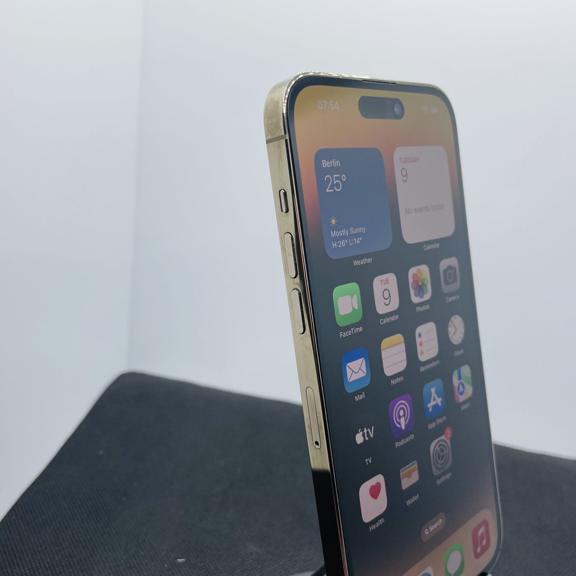 Apple iPhone 14 Pro Max 128GB Gold (12 Month Warranty) - Minor LCD Burn - Image 4