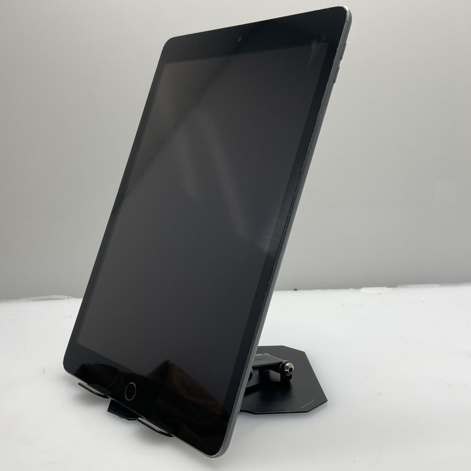 Apple iPad 10.2" 9th Gen 256GB (Wifi/Cellular) Space Grey (3 Month Warranty) - Image 6