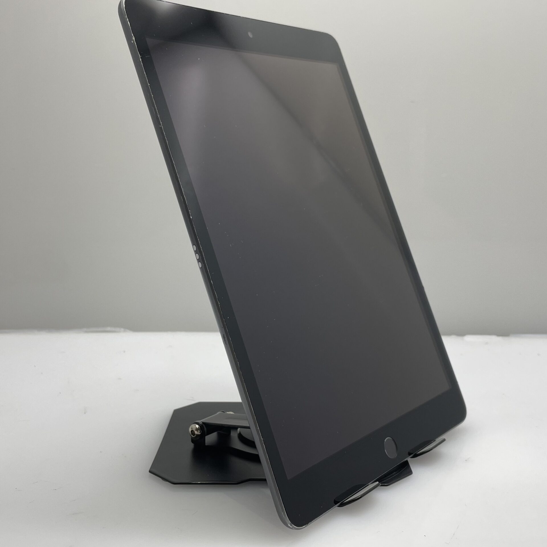 Apple iPad 10.2" 9th Gen 256GB (Wifi/Cellular) Space Grey (3 Month Warranty) - Image 5