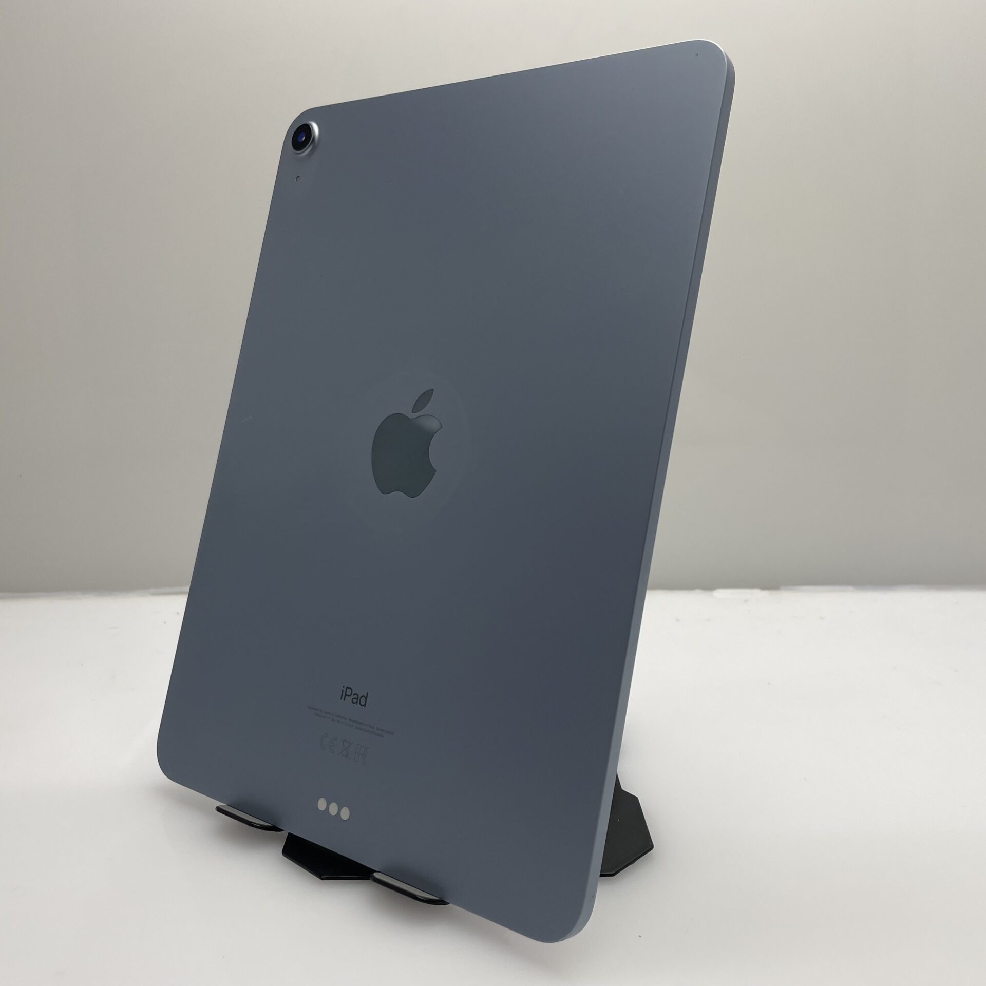Apple iPad Air 4th Gen 64GB (Wifi Only) (3 Month Warranty) | Epic