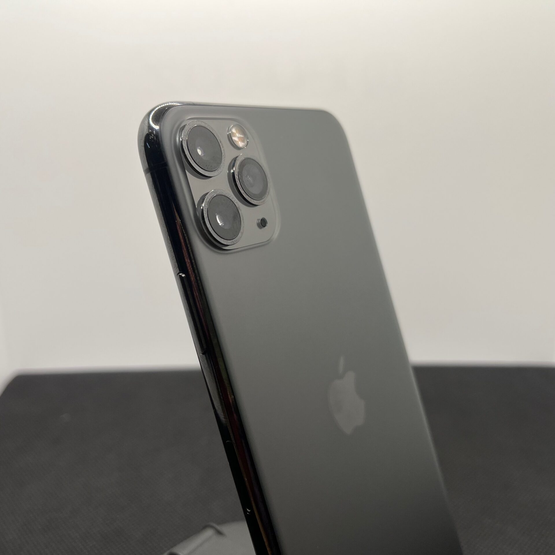 Apple iPhone 11 Pro Max 256GB Graphite (Month Warranty) - No Face