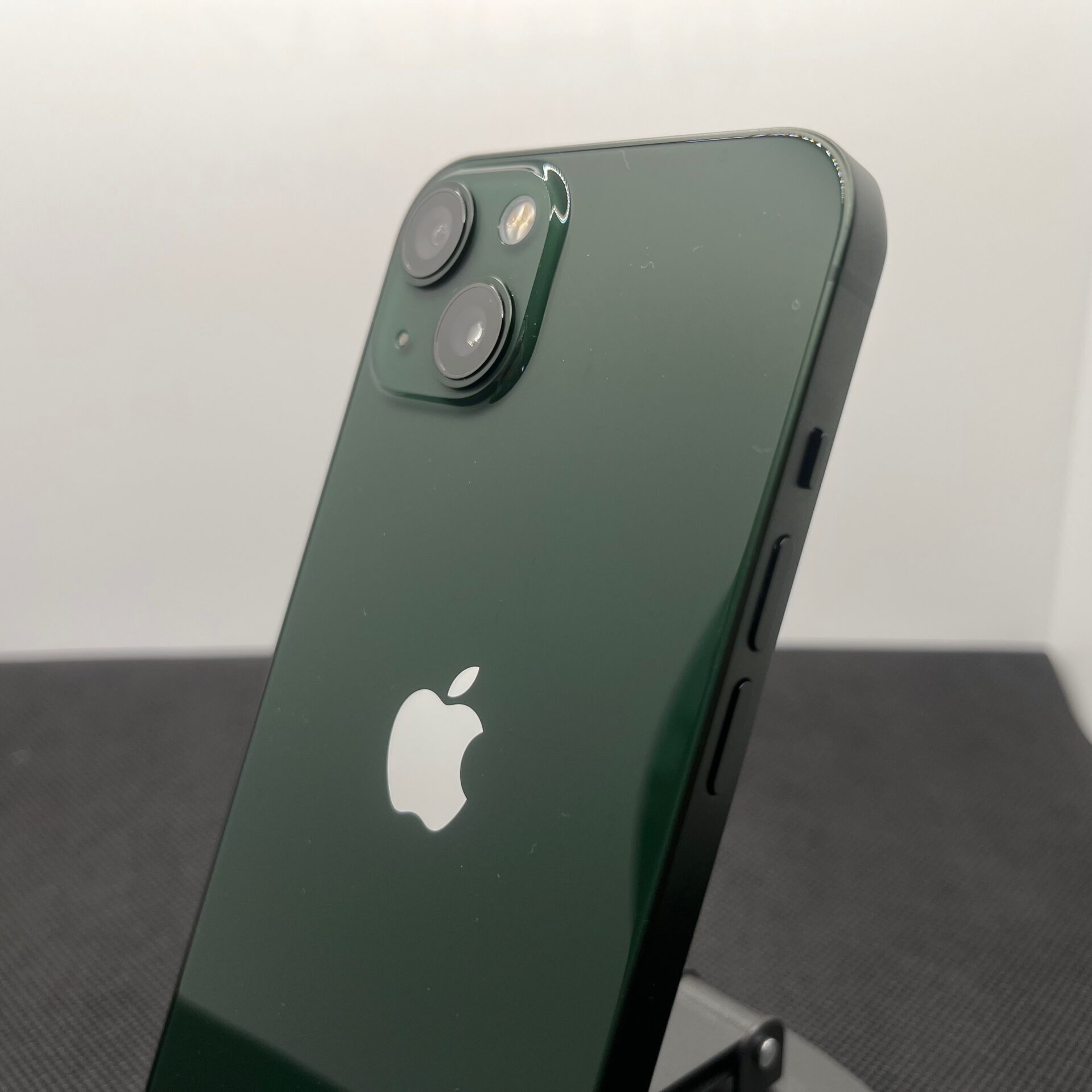 Apple iPhone 13 128GB Green - (Grade B) | Epic Deals SA