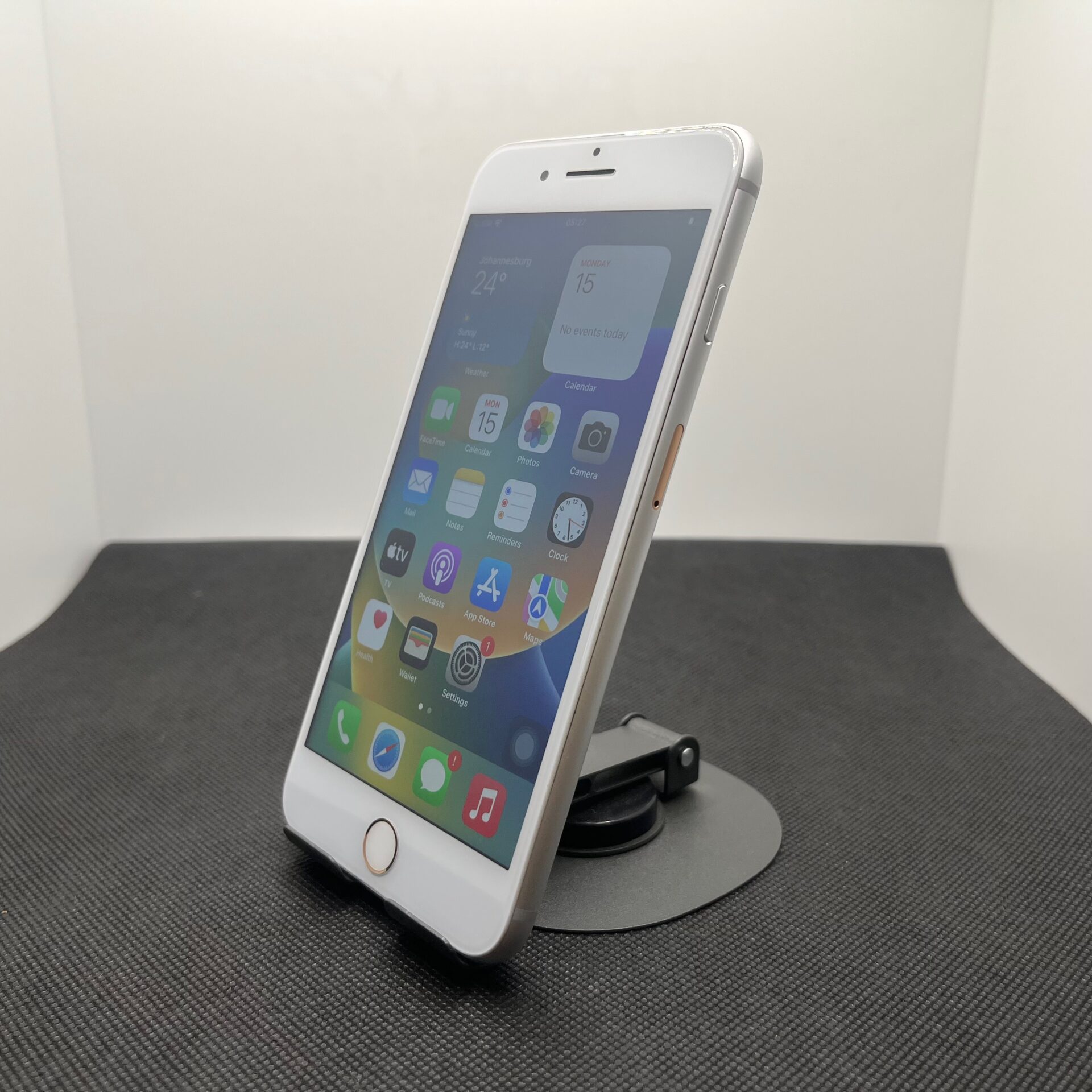 Apple iPhone 8 Plus 64GB White - No Home Button | No touch ID - Image 4