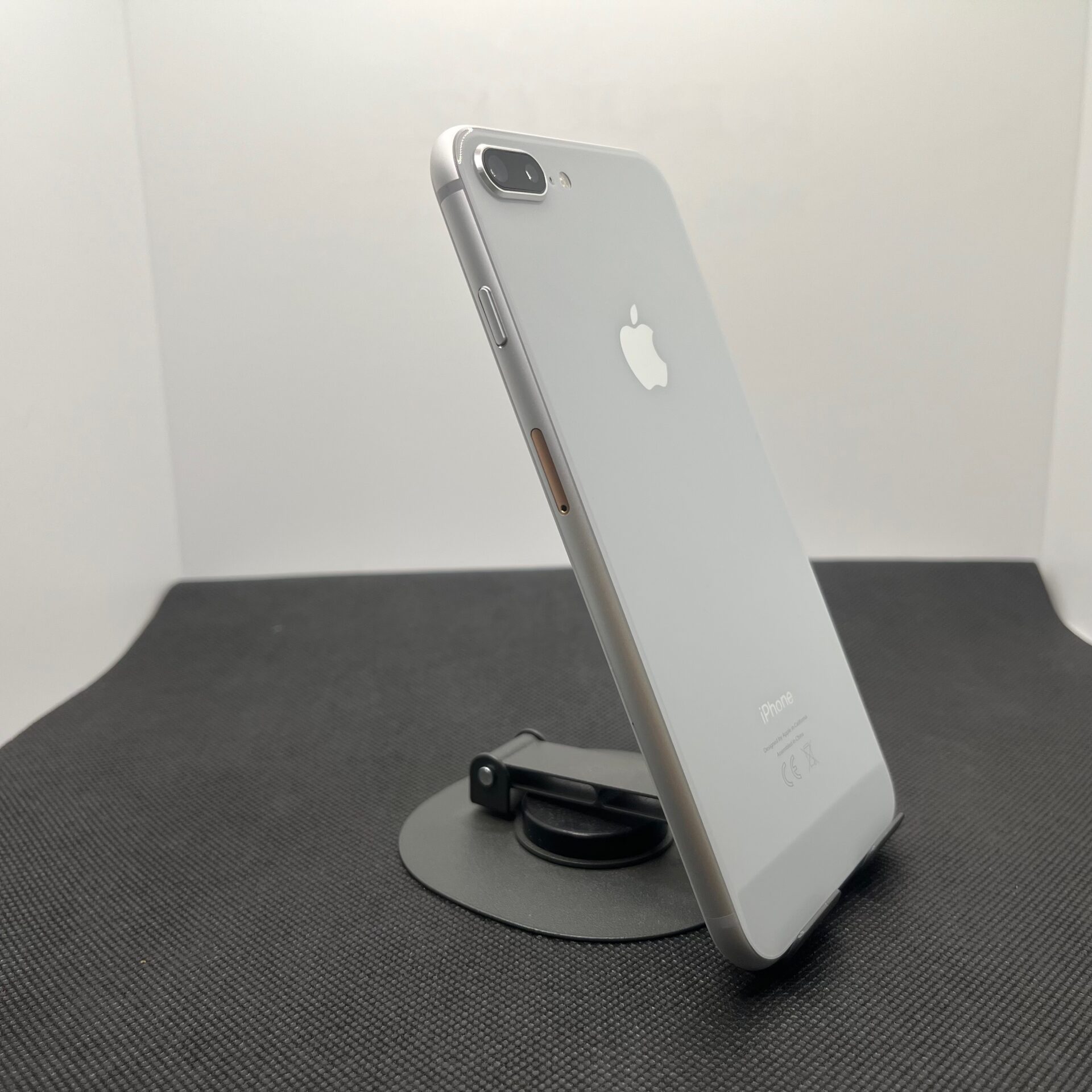 Apple iPhone 8 Plus 64GB White - No Home Button | No touch ID - Image 9