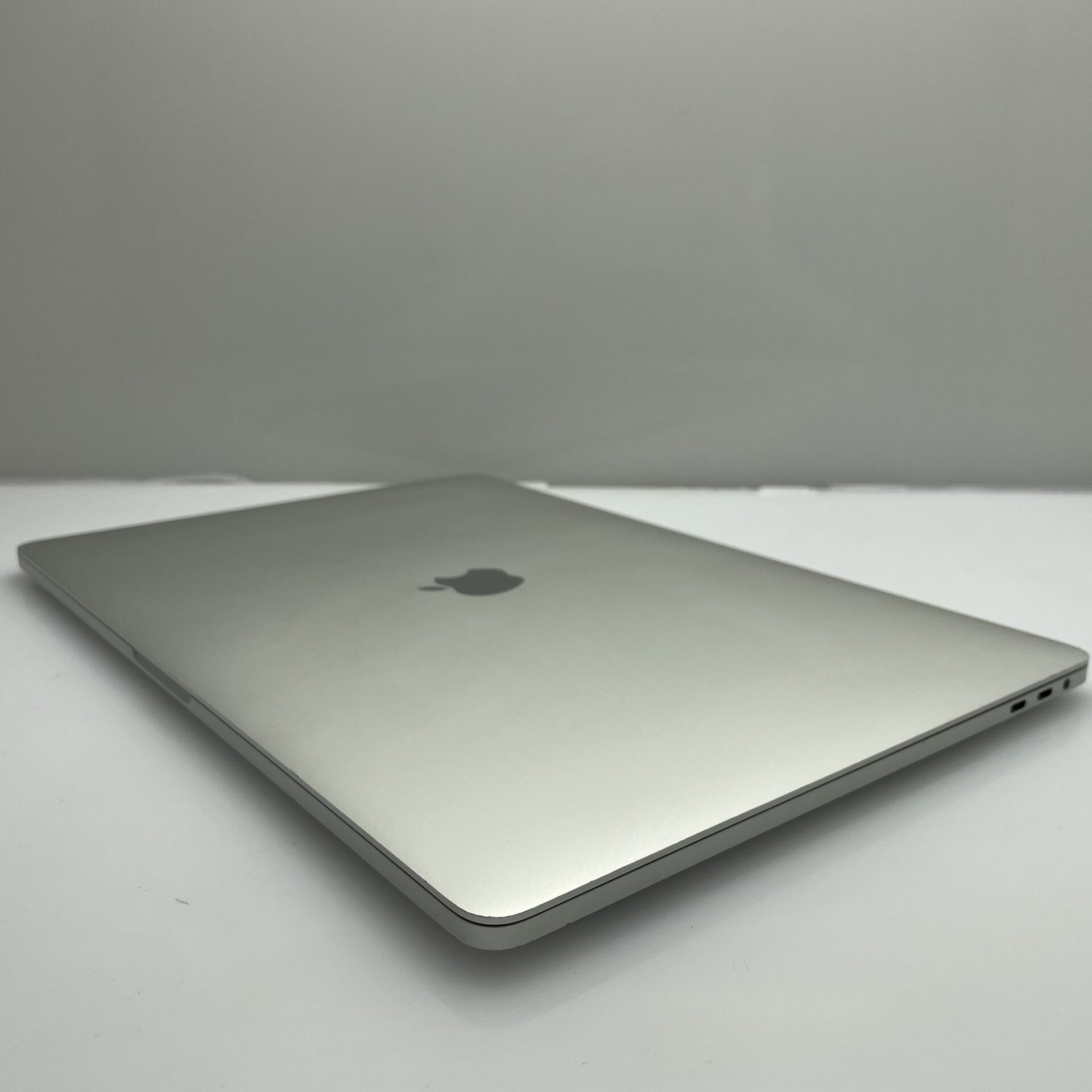 Apple Macbook Pro 