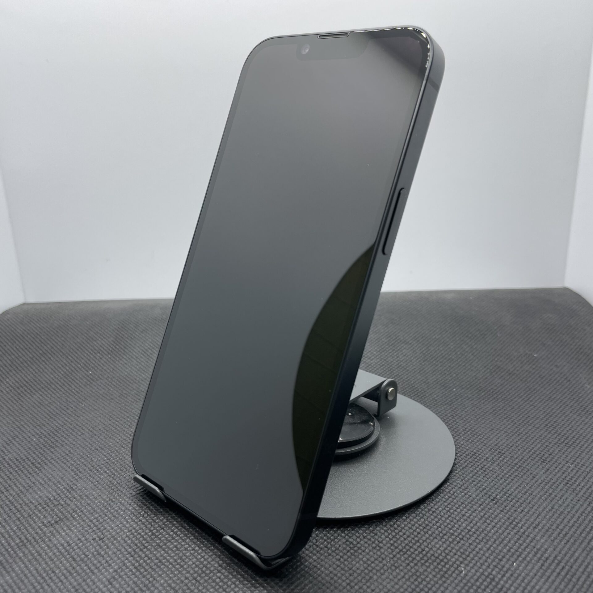 Apple iPhone 16e 128GB Black (2 Year Warranty) - Mint Condition - Image 6