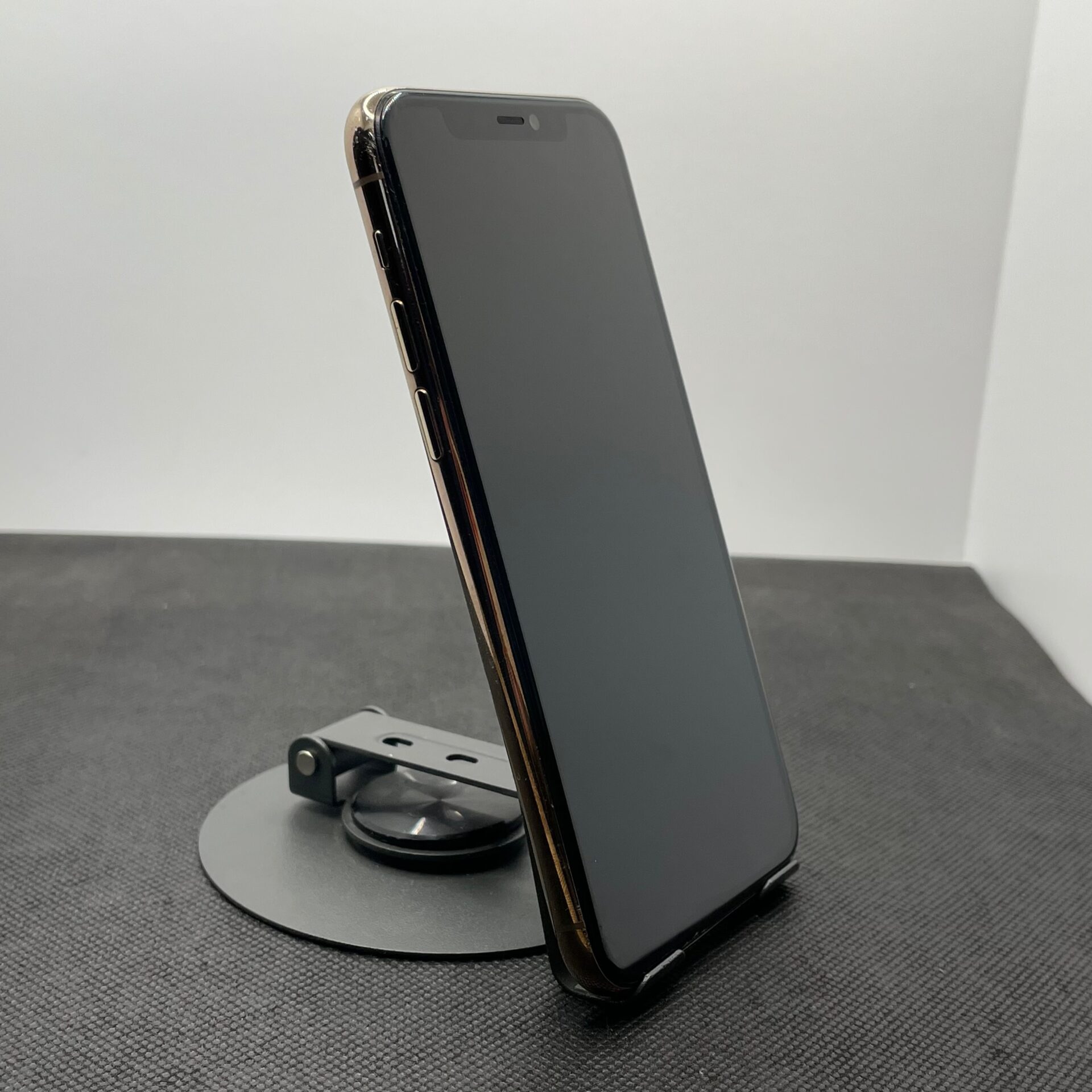 Apple iPhone 11 Pro 256GB Gold (6 Month Warranty) - Image 5