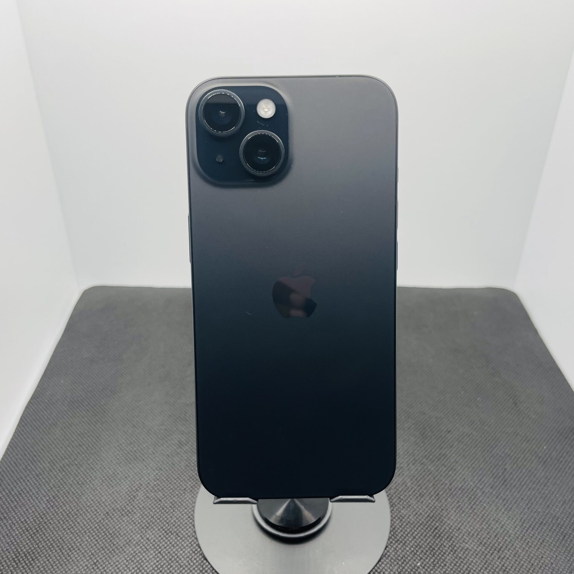 Apple iPhone 15 128GB Black (2 Year Warranty) - Mint Condition