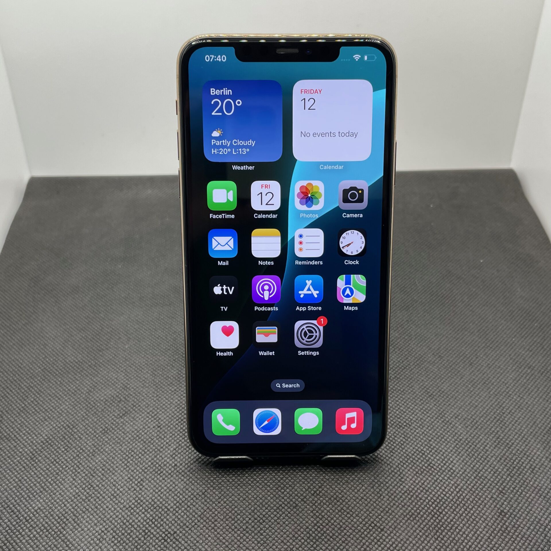 Apple iPhone 11 Pro Max 256GB Gold (6 Month Warranty) - Image 3