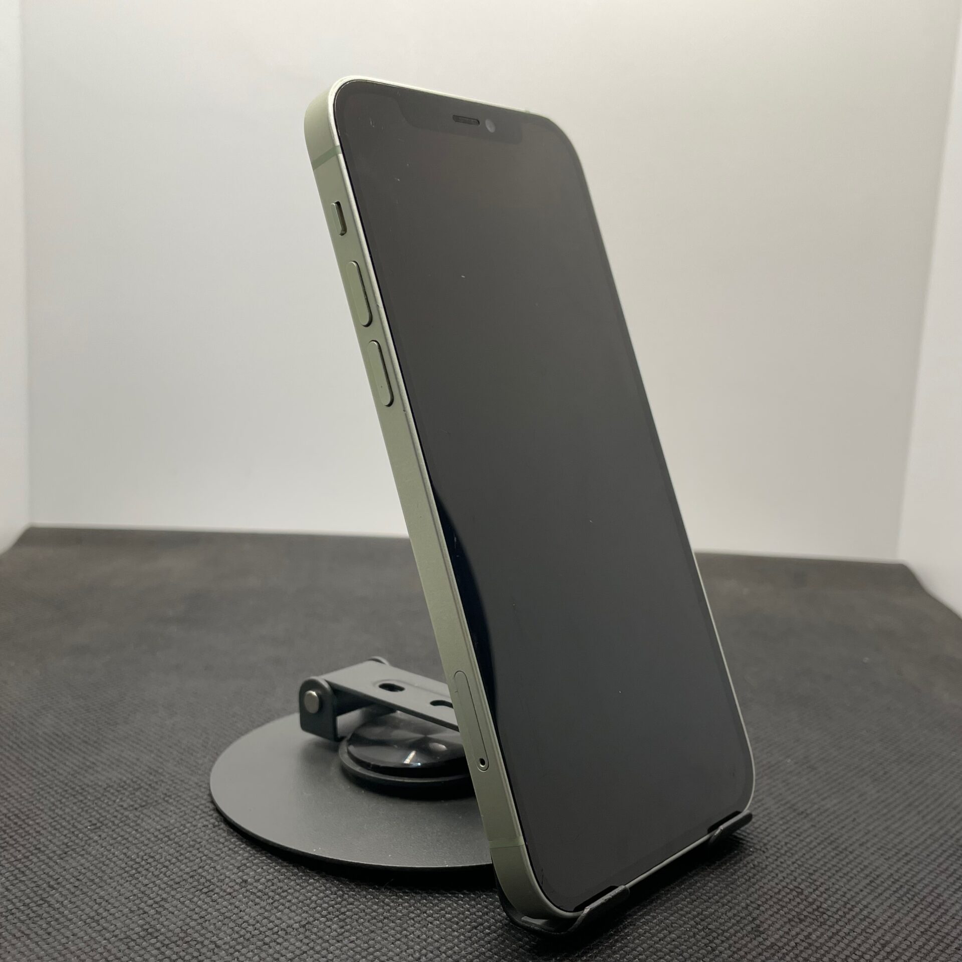 Apple iPhone 12 64GB Green (6 Month Warranty) - Image 5
