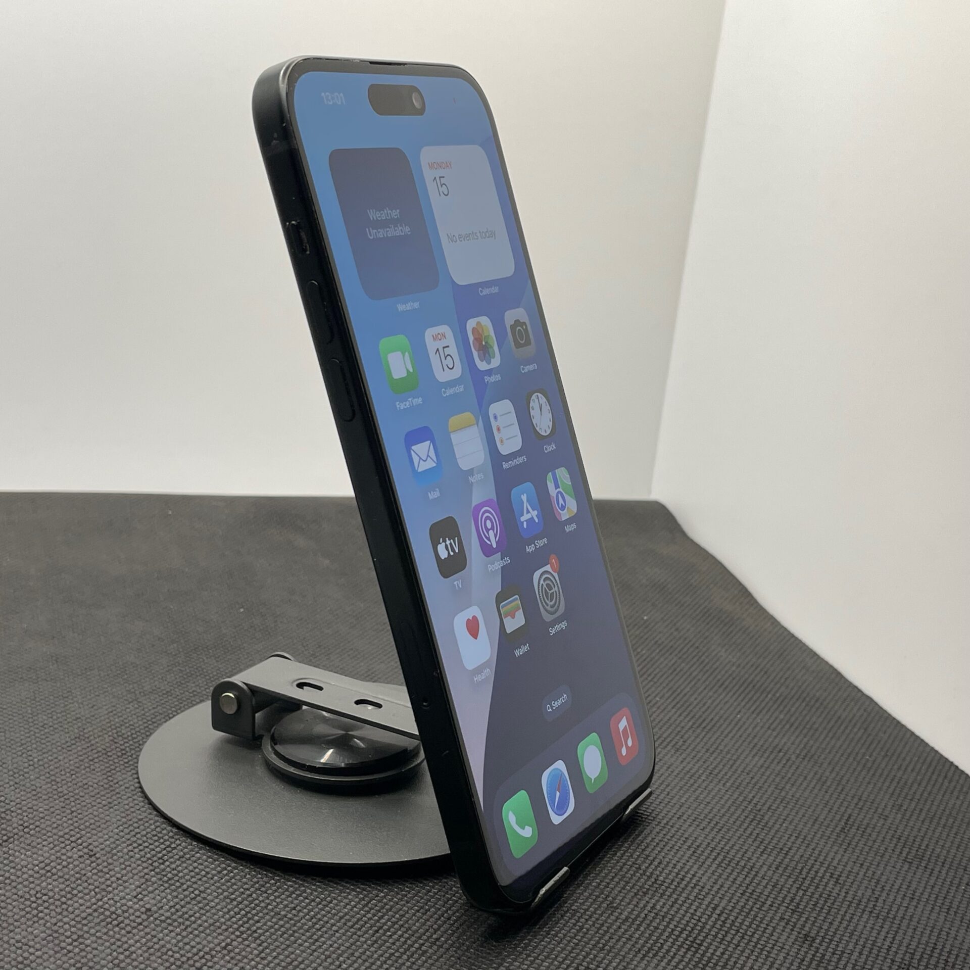 Apple iPhone 15 Plus 128GB Black (12 Month Warranty) | Epic Deals SA