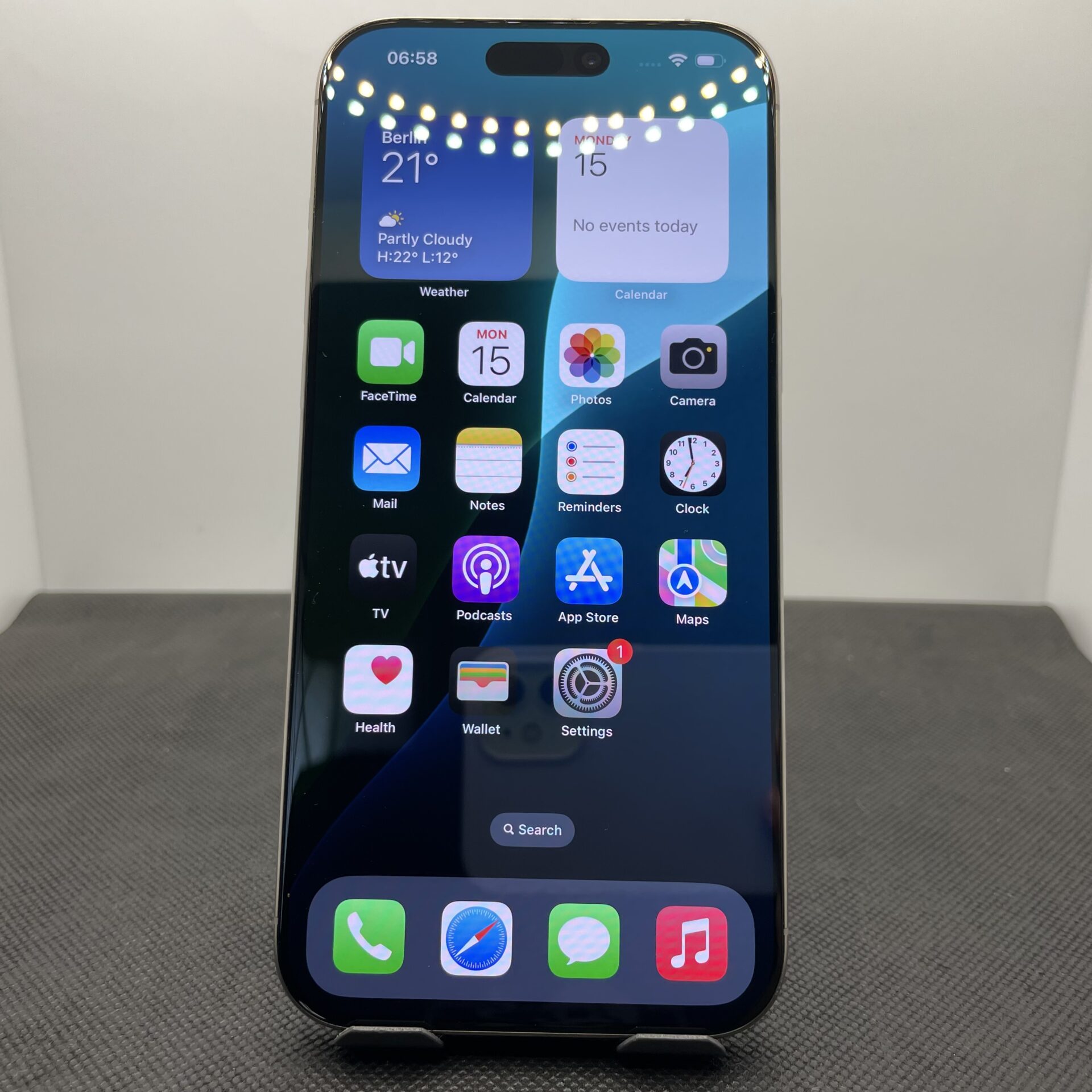Apple iPhone 16 Pro Max 256GB Natural Titanium (10 Year Warranty) – Mint Condition - Image 3