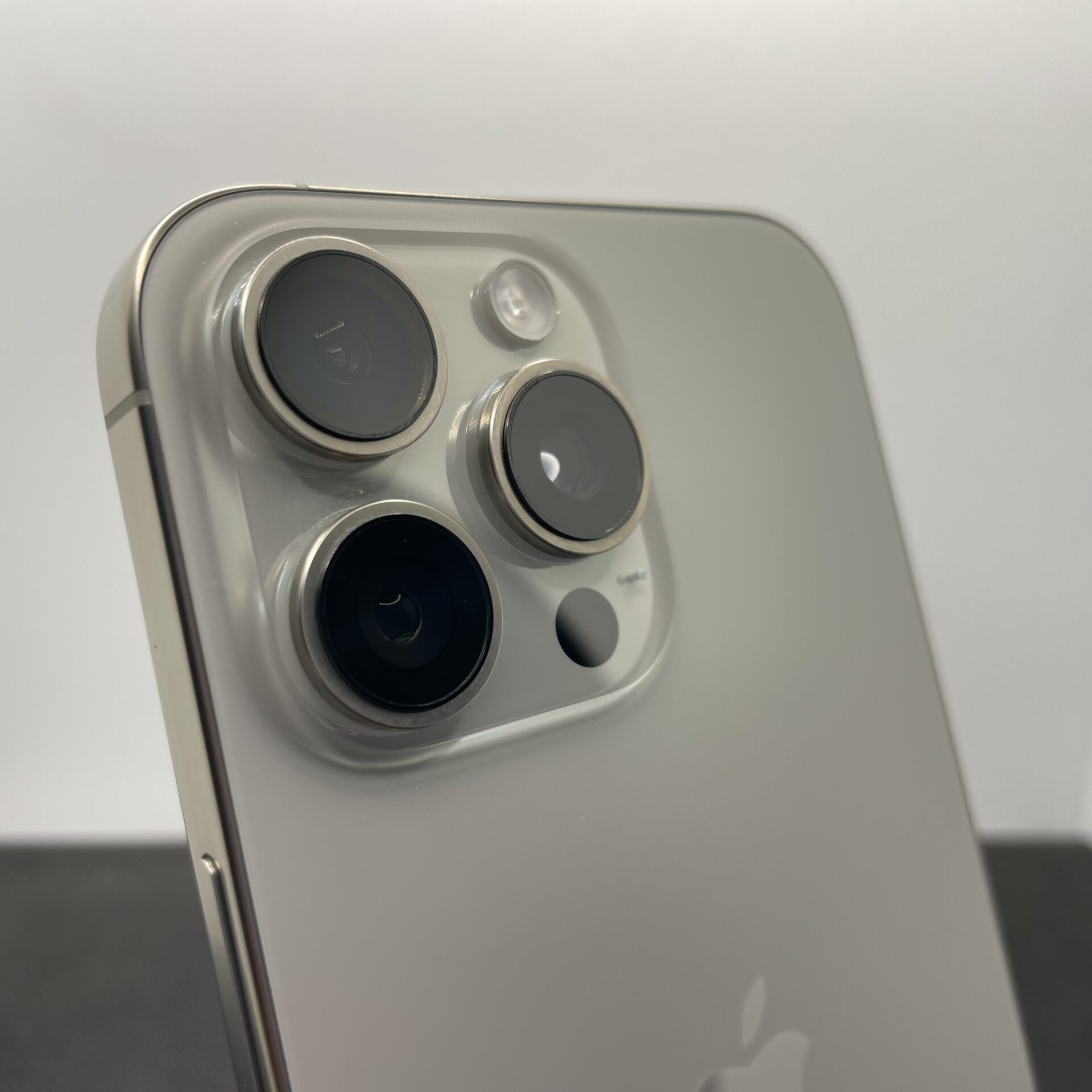 Apple iPhone 16 Pro Max 256GB Natural Titanium (10 Year Warranty) – Mint Condition - Image 10