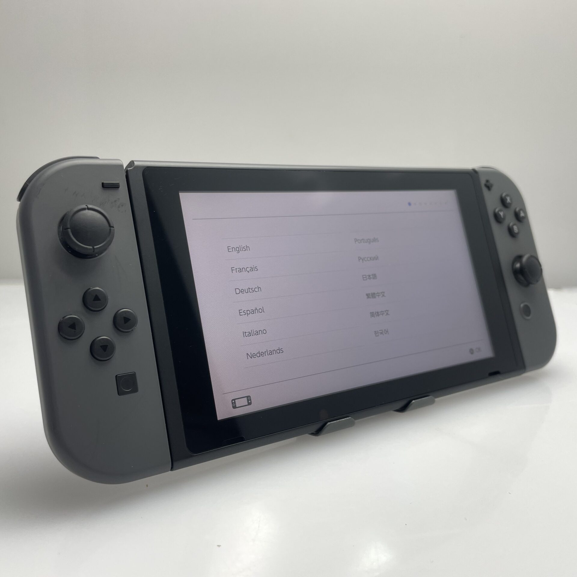 Nintendo Switch 32GB Black + Special Accessories - (Grade B