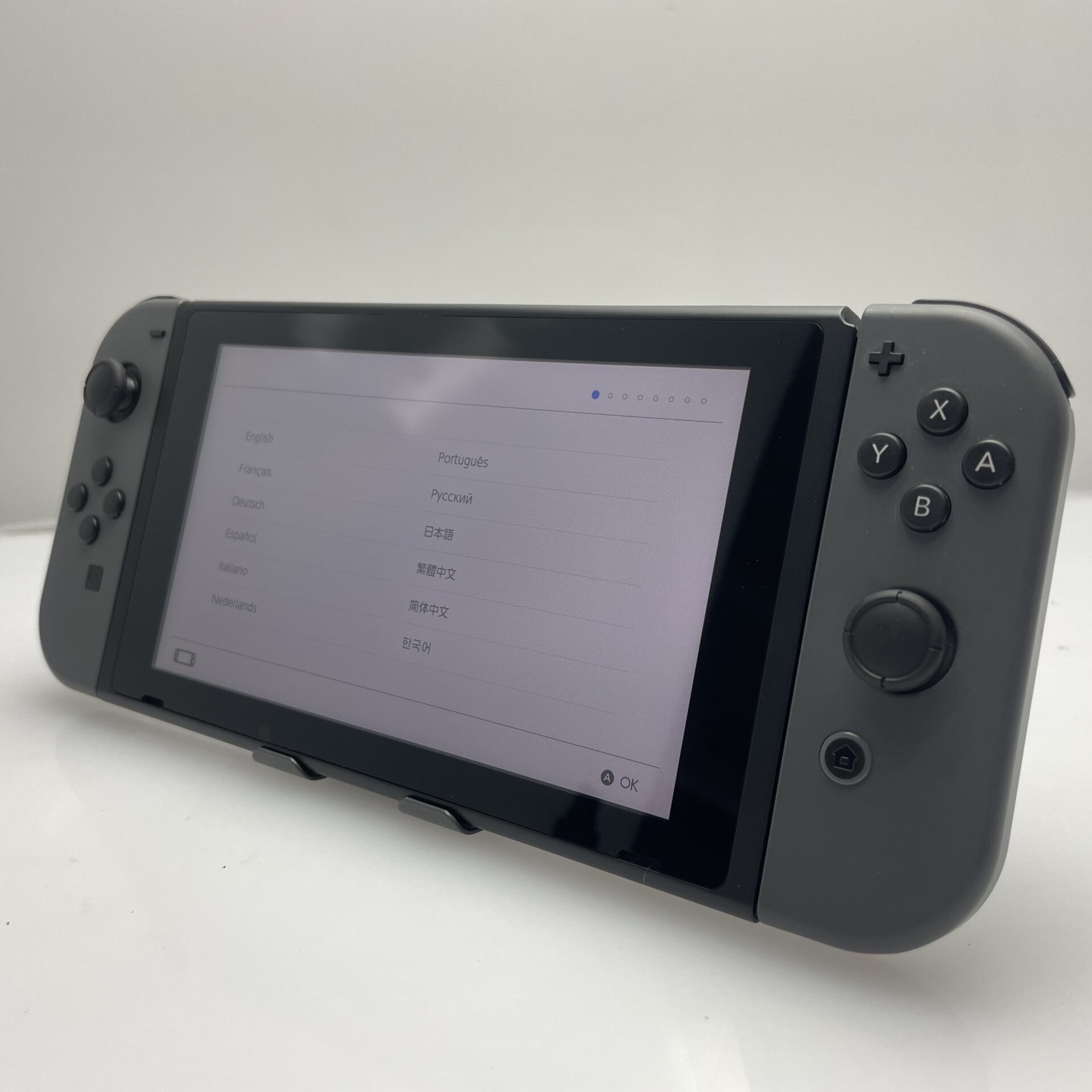 Nintendo Switch 32GB Black + Special Accessories - (Grade B) - Image 4