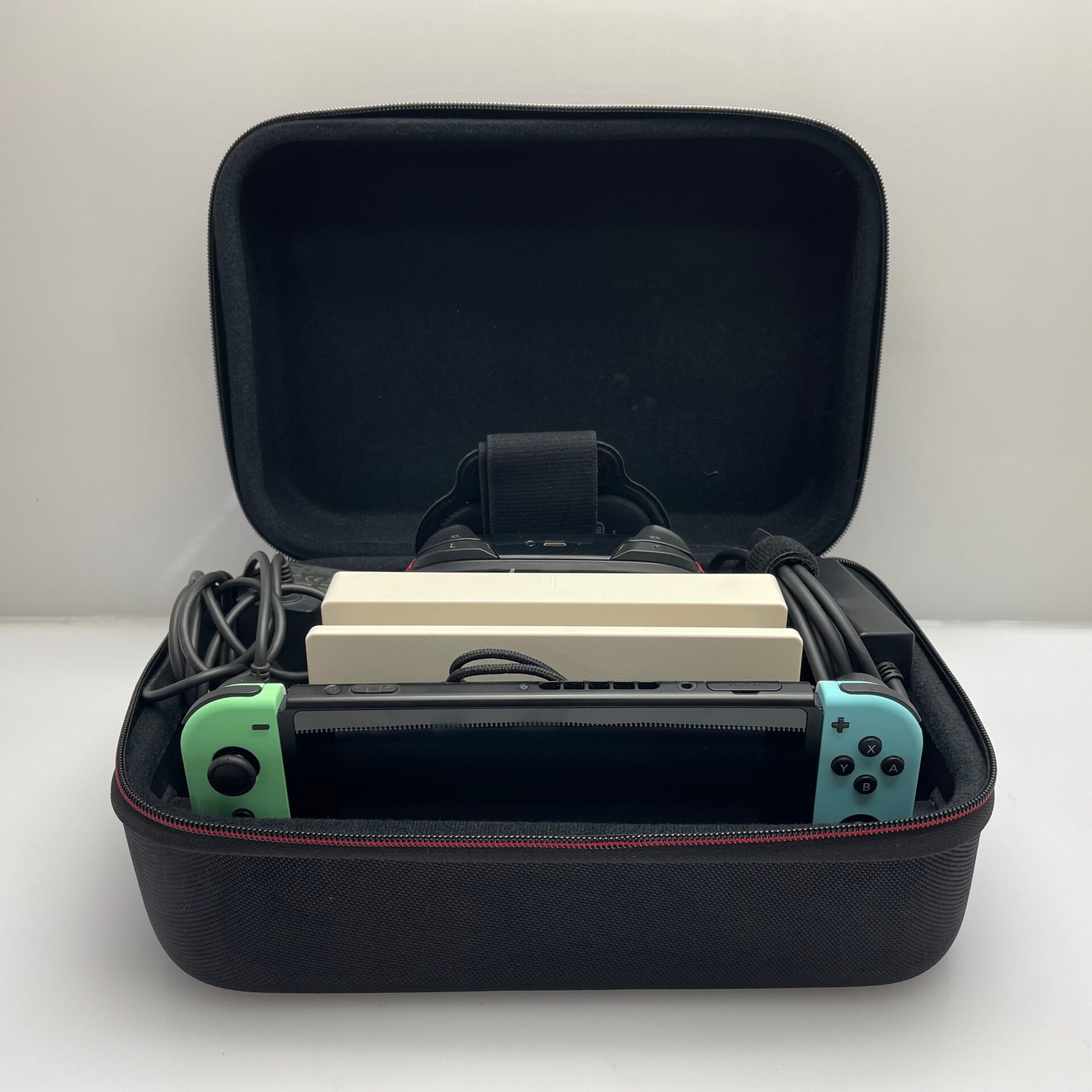 （adadaさま専用）Nintendo Switch ANNIVERSARY Special Edition: Nintendo Switch Animal Crossing 32GB + 256GB SD