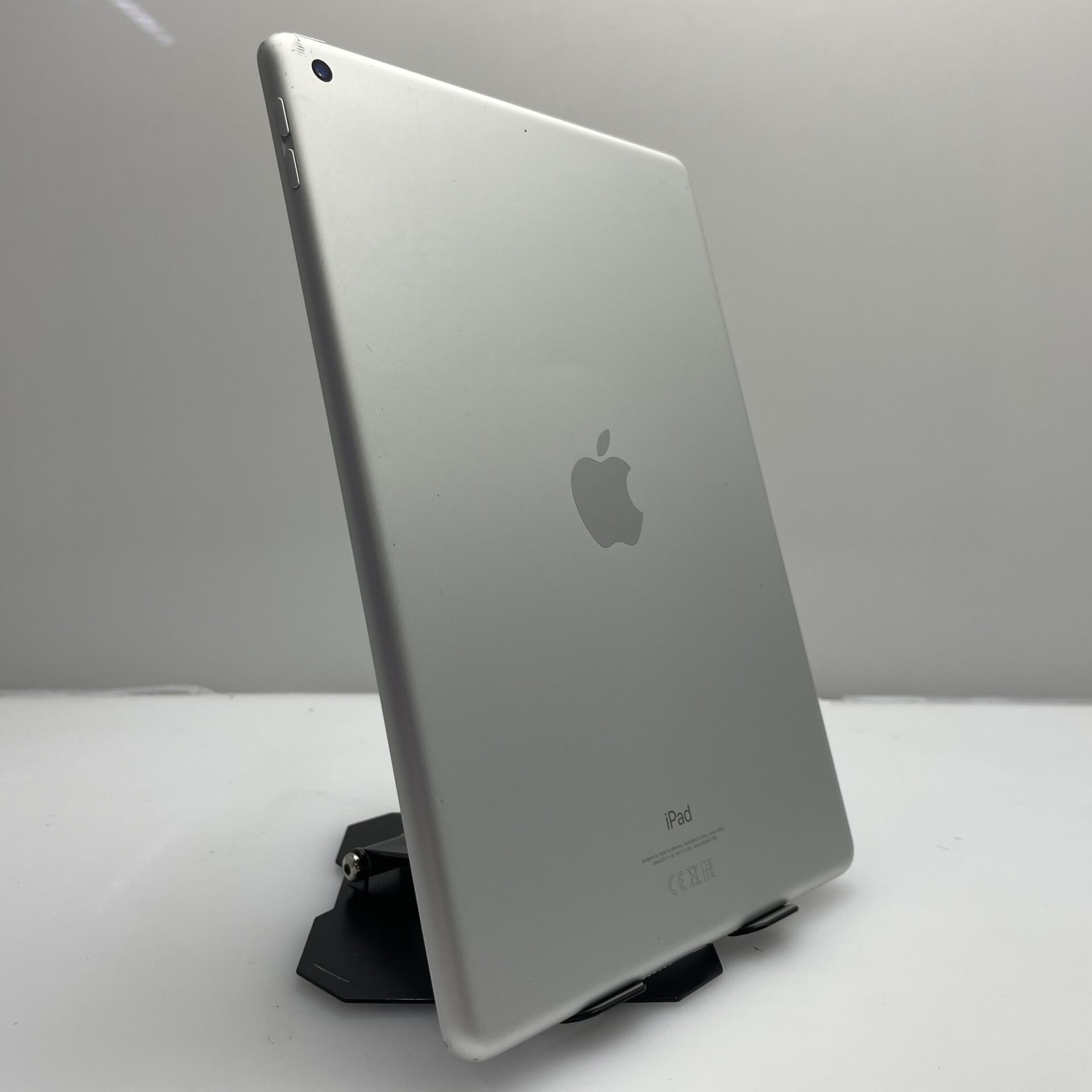 Apple iPad 10.2" 9th Gen 64GB (Wi-Fi Only) Silver - No Touch ID - Image 7