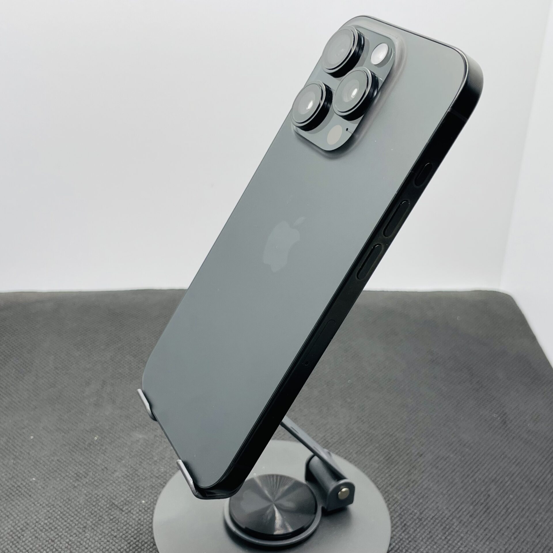 Apple iPhone 16 Pro 256GB Black Titanium (2 Year Warranty) – Mint Condition - Image 8