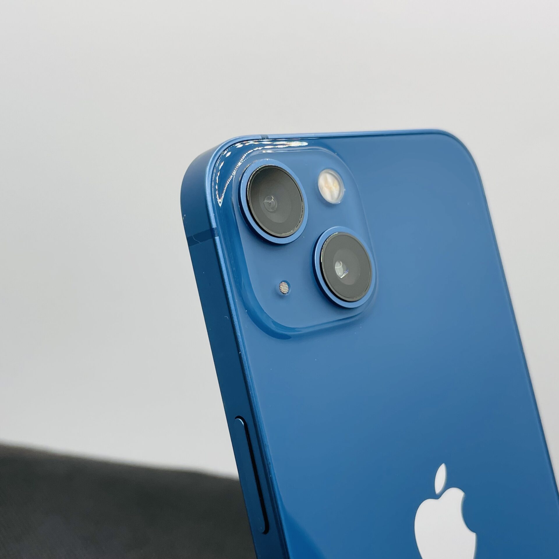 Apple iPhone 13 256GB Blue (6 Month Warranty) | Epic Deals SA