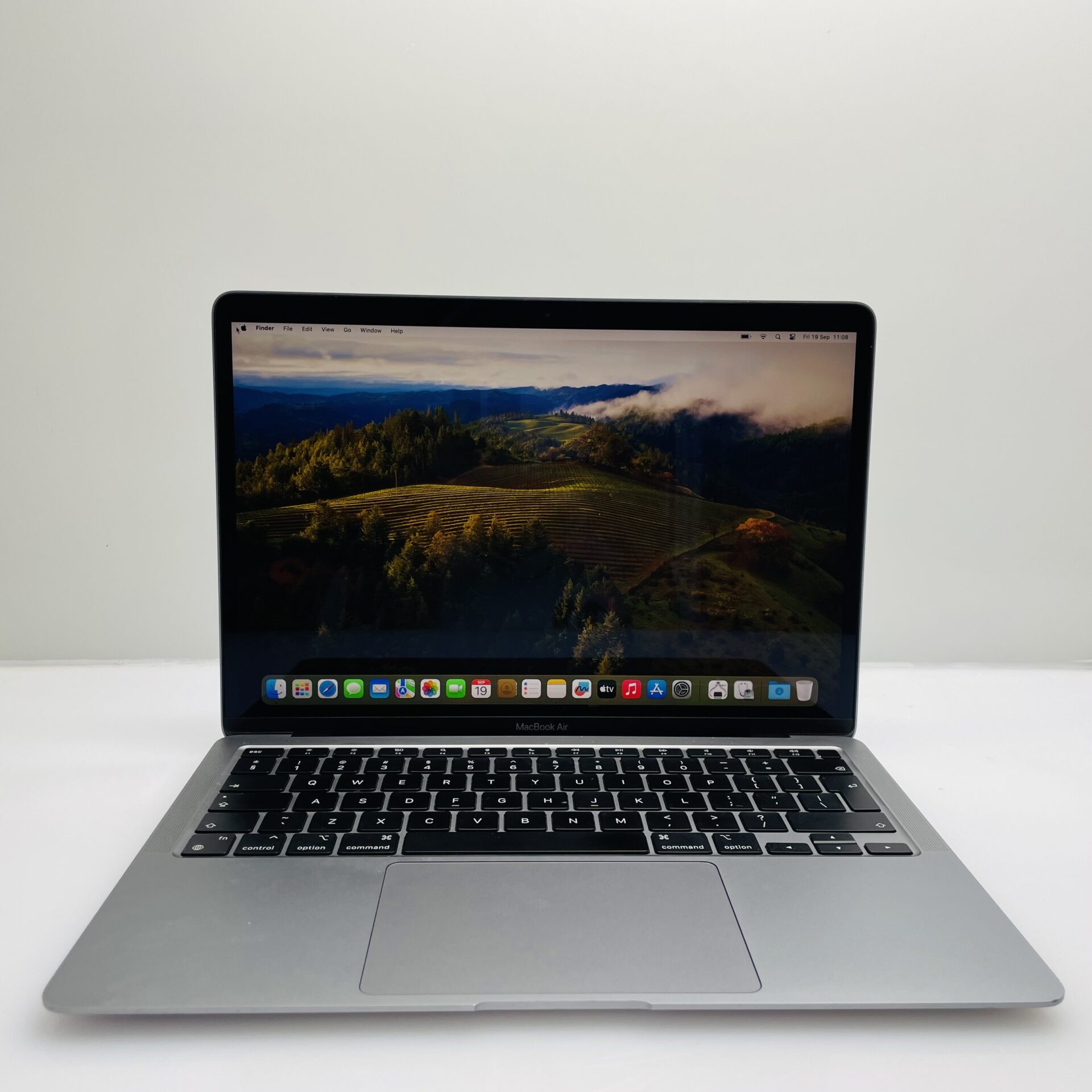 Apple MacBook Air “M1” 13-Inch 7 GPU/8 CPU (2020) 8GB RAM 256GB SSD Space Gray (12 Month Warranty) - Image 3
