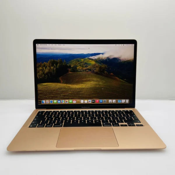 Apple MacBook Air “M1” 13-Inch 7 GPU/8 CPU (2020) 8GB RAM 256GB