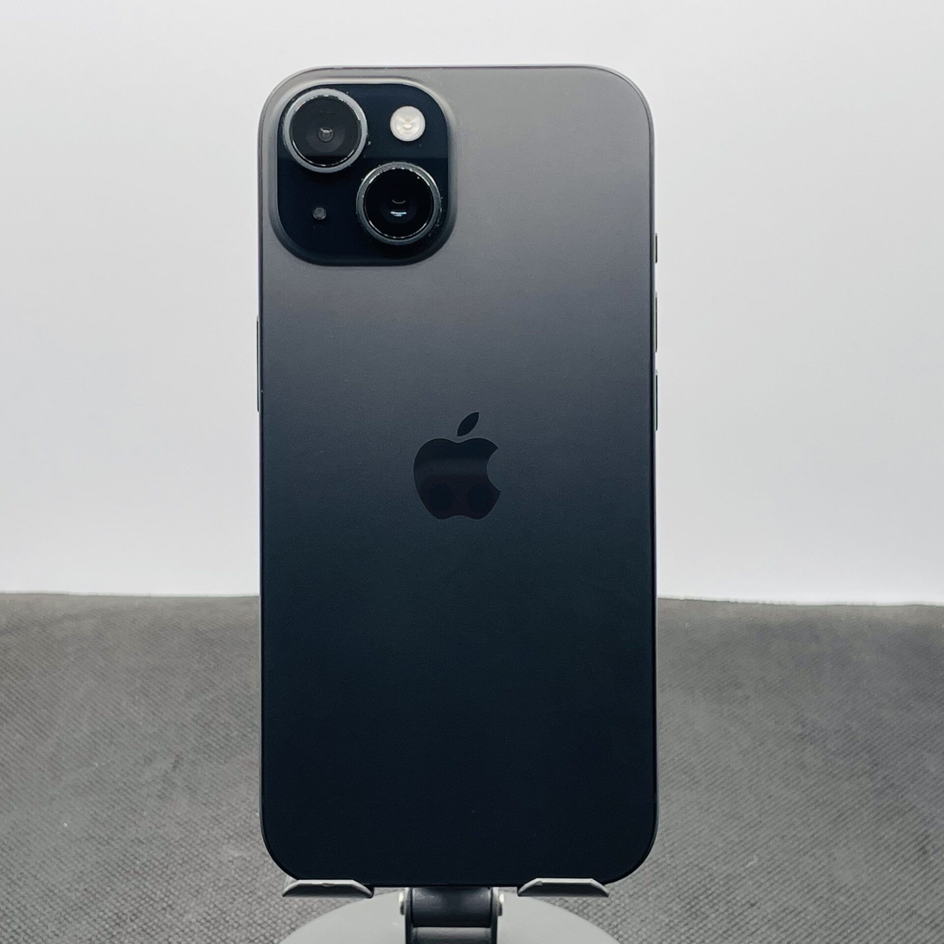 Apple iPhone 15 256GB Black (12 Month Warranty) | Epic Deals SA