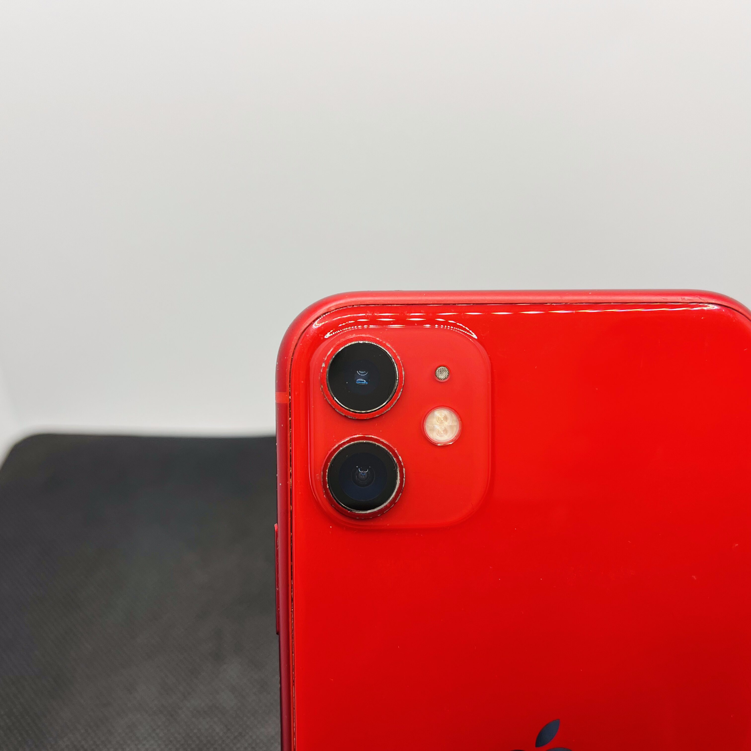 Apple iPhone 11 64GB Product Red (6 Month Warranty) - Image 11