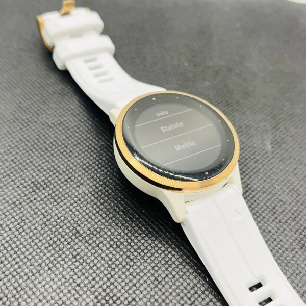 Garmin Vivoactive 4s Gold (Condition: Good) | Epic Deals SA