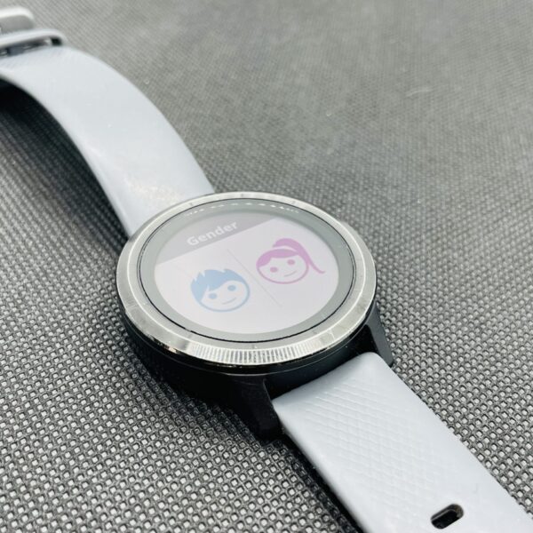 Garmin Vivoactive 3 Black - With Grey Straps - Image 5