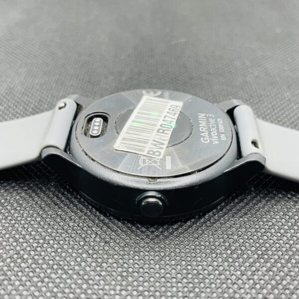 Garmin Vivoactive 3 Black - With Grey Straps - Image 6