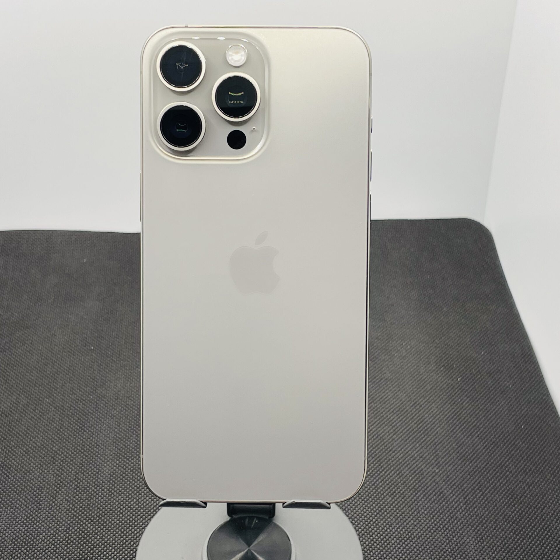 Apple iPhone 15 Pro Max 256GB Natural Titanium (12 Month Warranty) - Image 9