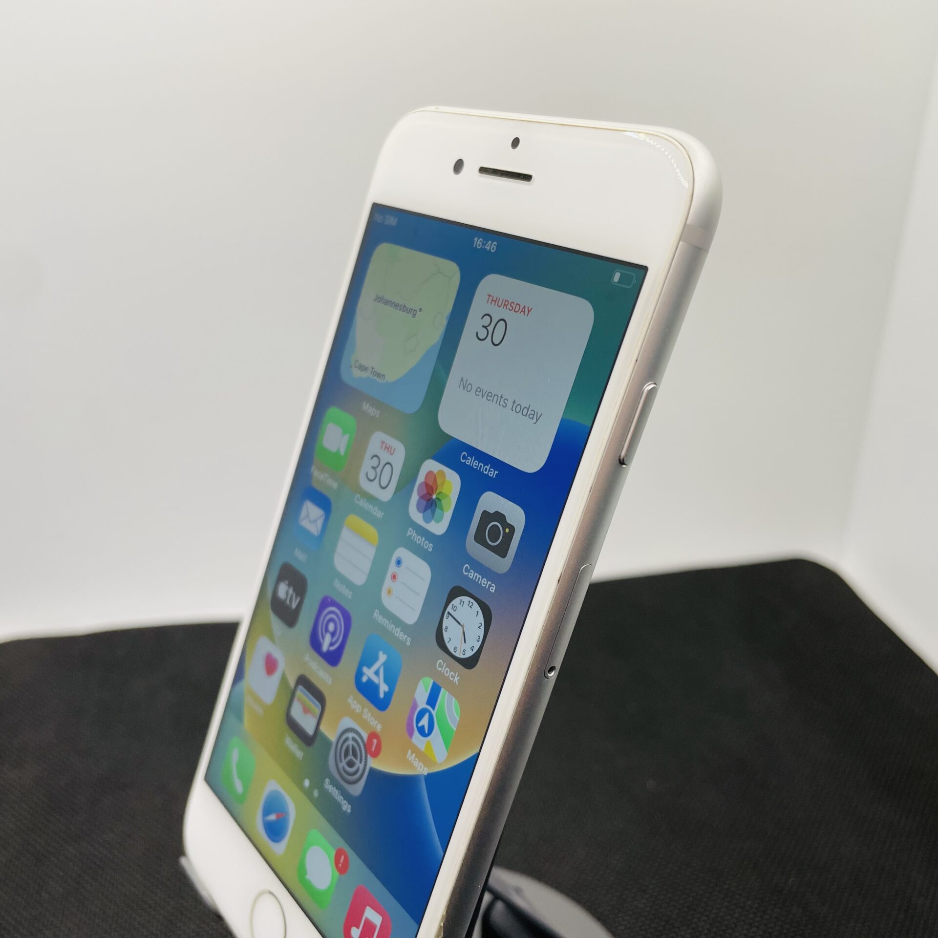 Apple iPhone 8 64GB Silver – (Grade B) | Epic Deals SA