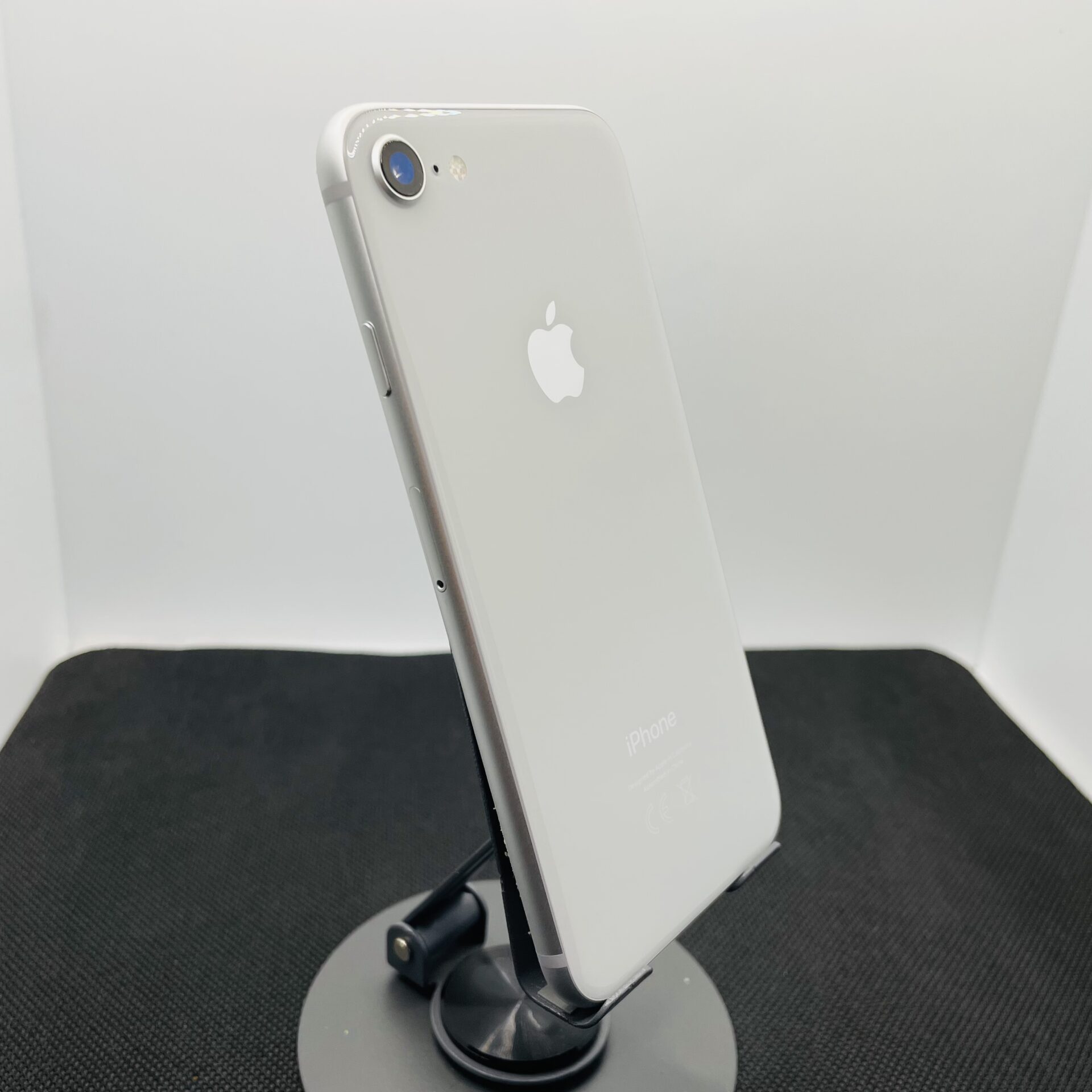 Apple iPhone 8 64GB Silver – (Grade B) | Epic Deals SA