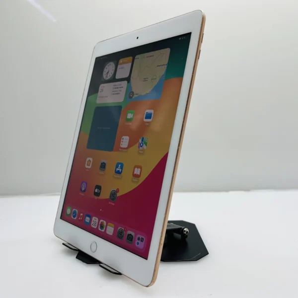 Apple iPad 9.7