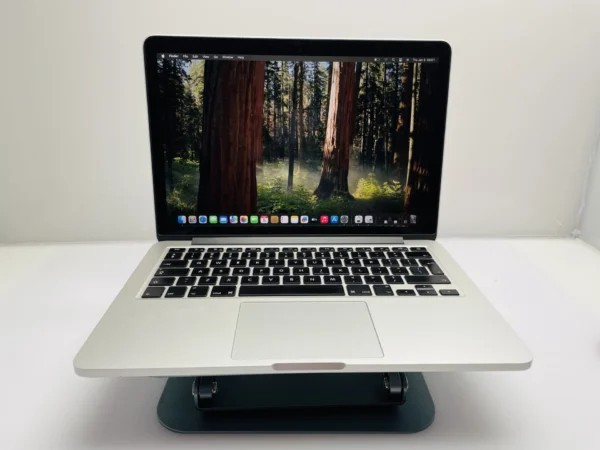 Apple MacBook Pro 13-Inch 